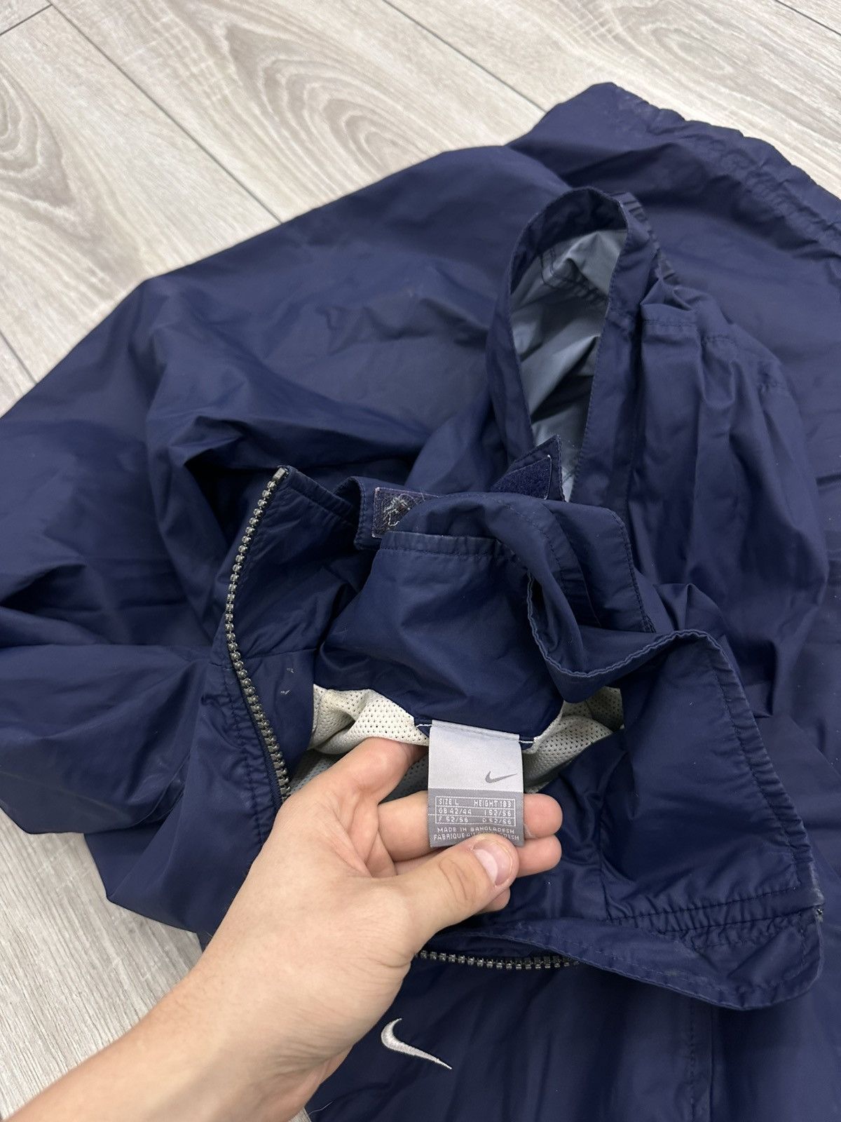 Nike Nike Nylon Vintage Track Jacket Windbreaker Size US L / EU 52-54 / 3 - 7 Thumbnail