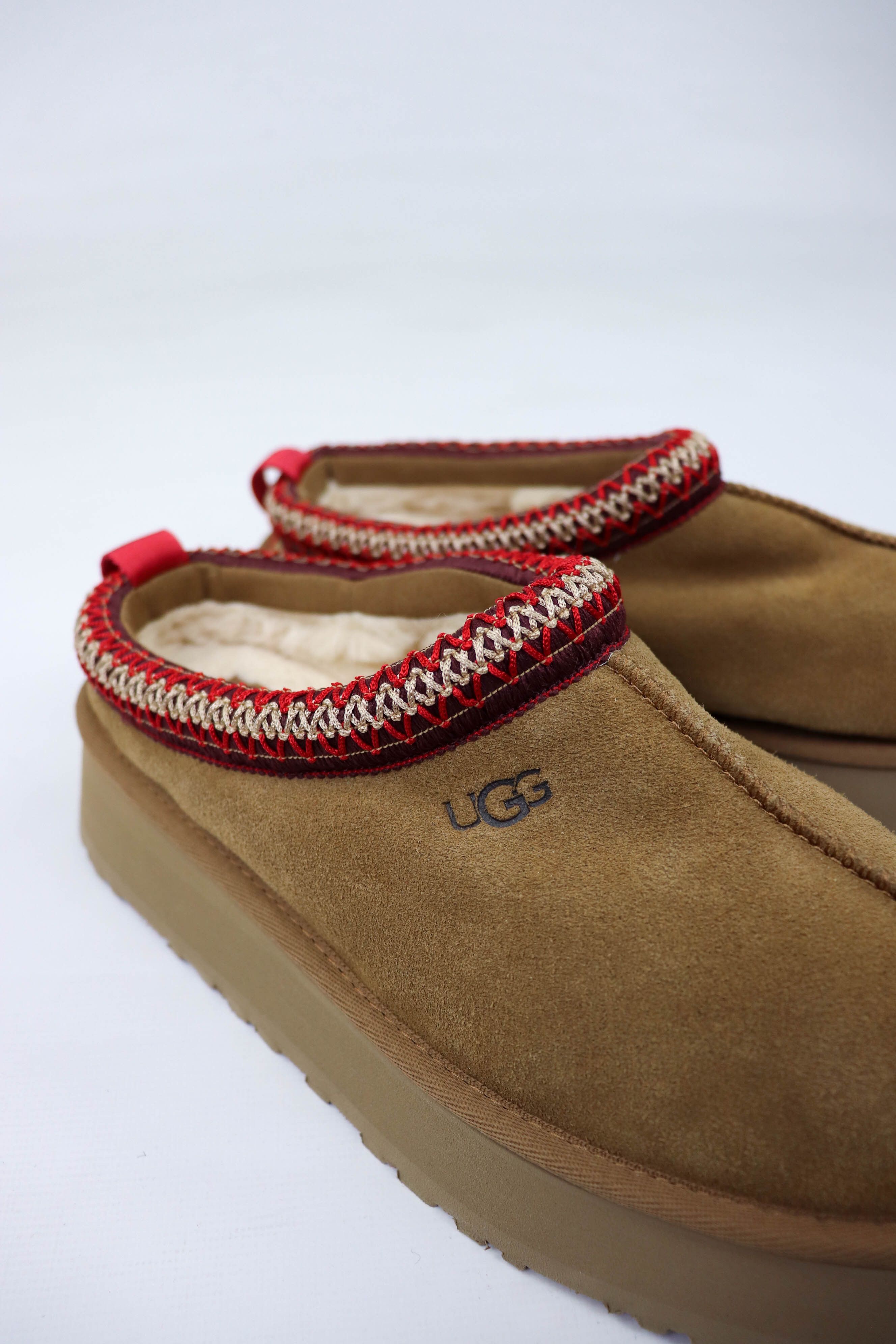 Ugg UGG W Tazz Tan Beige S/N 1122553 Shoes Size US 8 / IT 38 - 7 Thumbnail