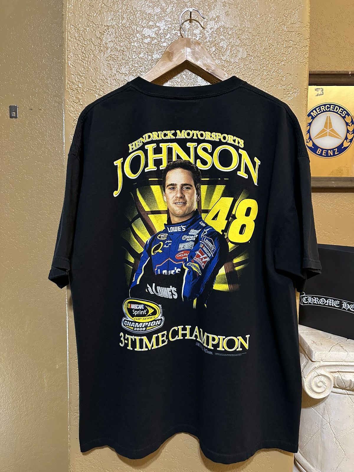 Chase Authentics × NASCAR × Vintage Vintage NASCAR Champion Jimmie Johnson AOP Racing Tee 2X Size US XXL / EU 58 / 5 - 1 Thumbnail