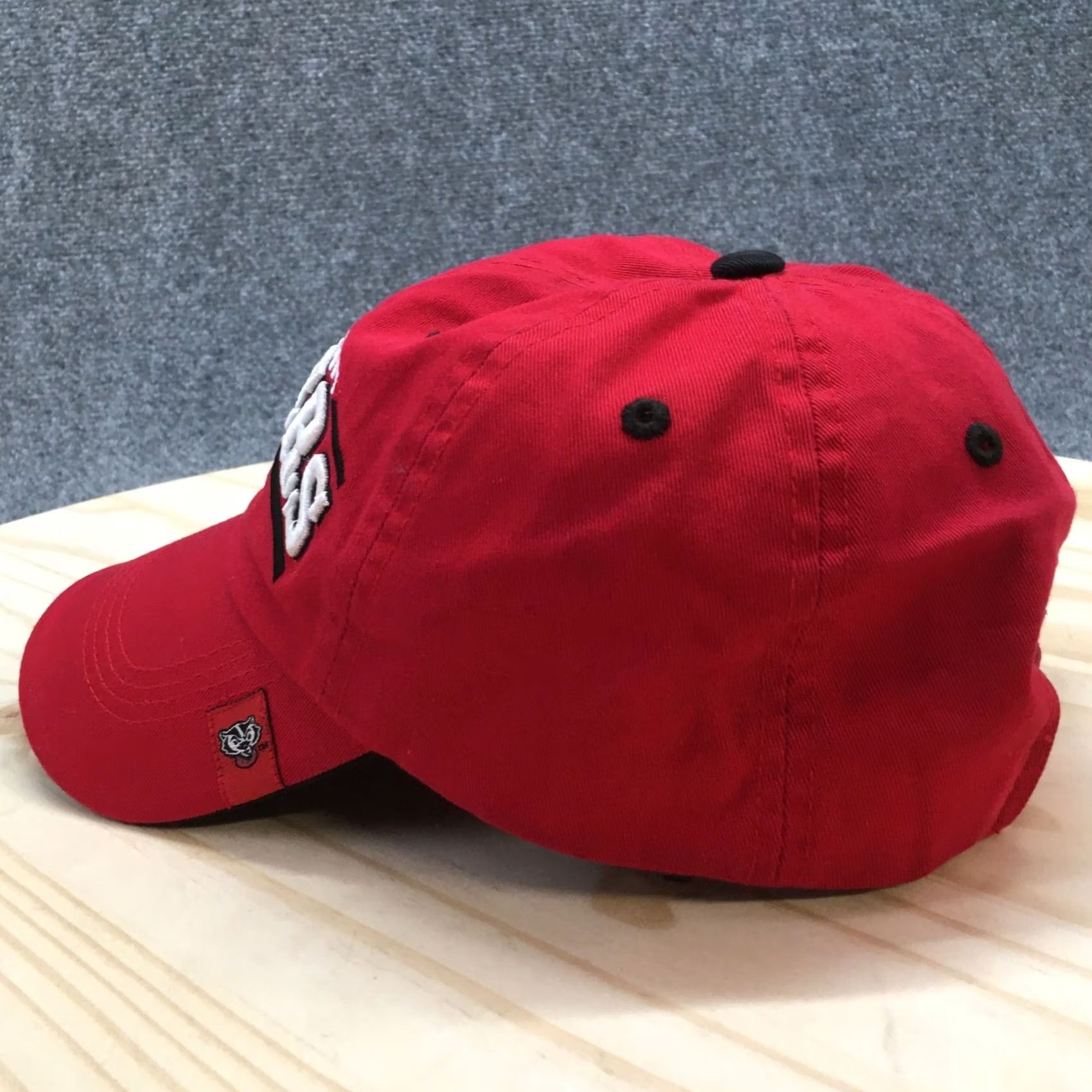 Top Of The World Wisconsin Badgers Baseball Cap Hat Mens Red One Size Adjustable Curved Brim TOW Size ONE SIZE - 4 Thumbnail