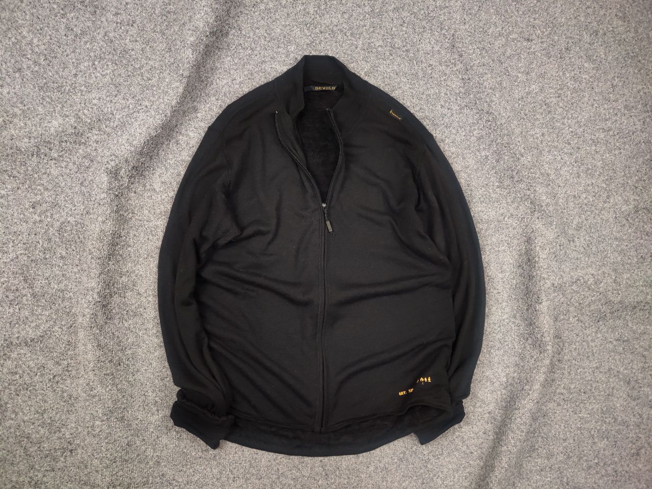 Other Devold shield zip Wool blend Pullover jacket Hiking Thermal Size US M / EU 48-50 / 2 - 1 Thumbnail