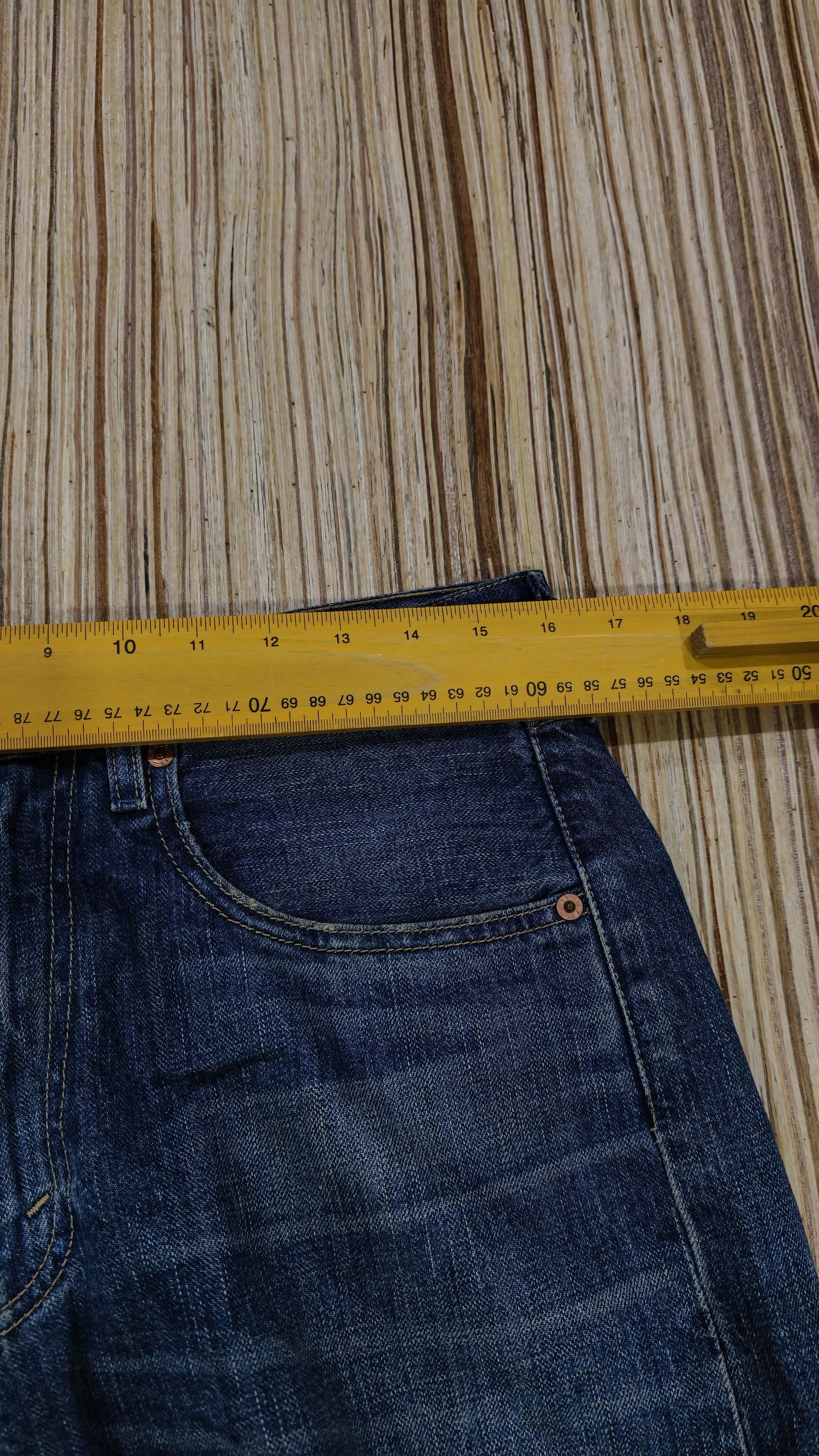 Levis 512 denim jeans