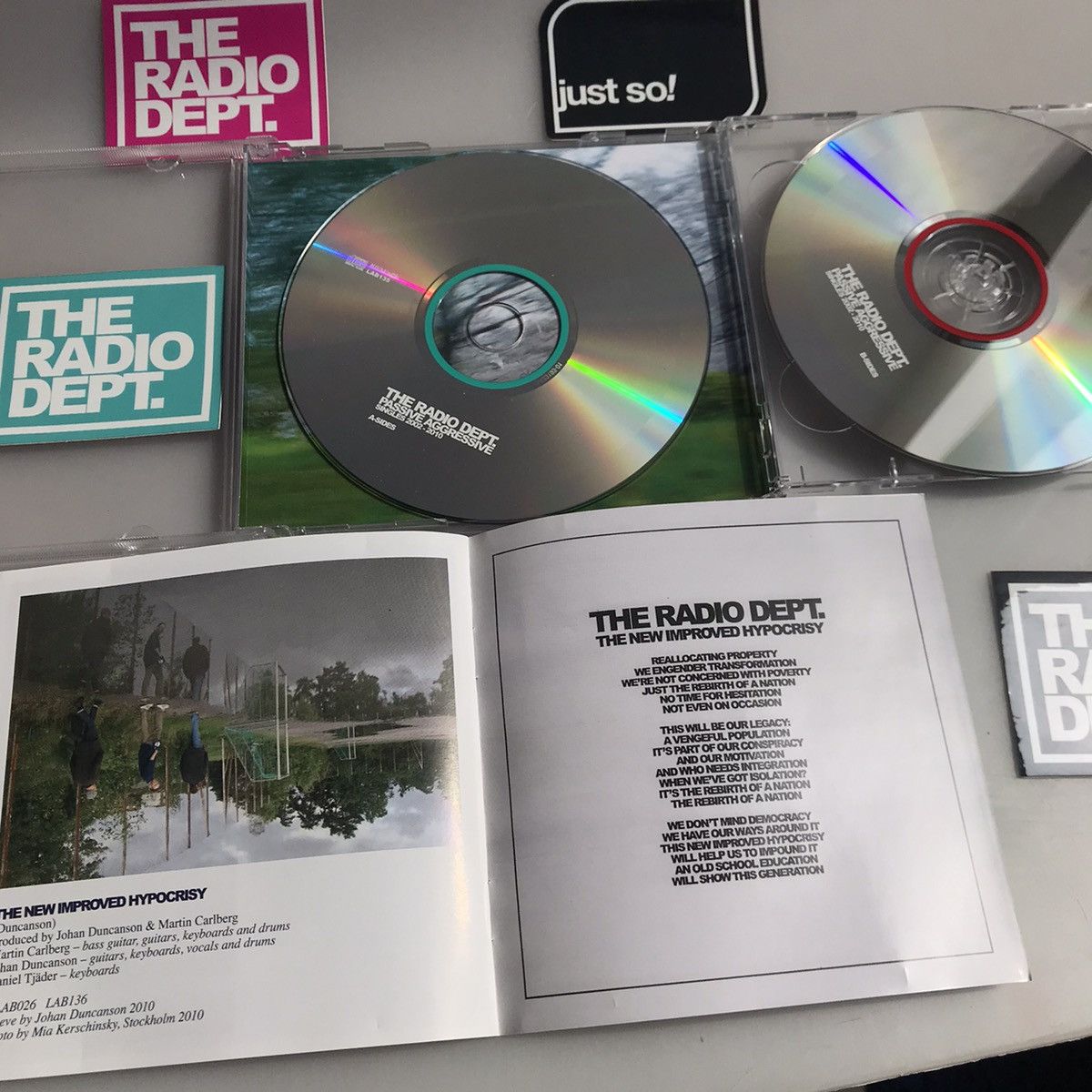 Hysteric Glamour The Radio Dept. - Passive Aggressive Singles 2002-2010 2disc Size ONE SIZE - 15 Thumbnail