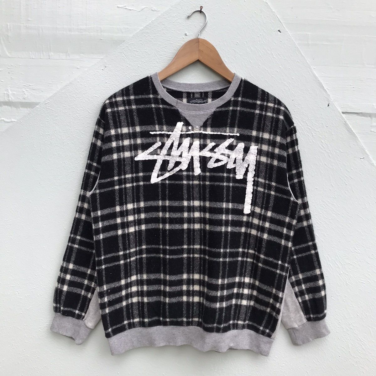 Stussy Stussy Japan two tones fabric crewneck sweater Size US S / EU 44-46 / 1 - 1 Thumbnail