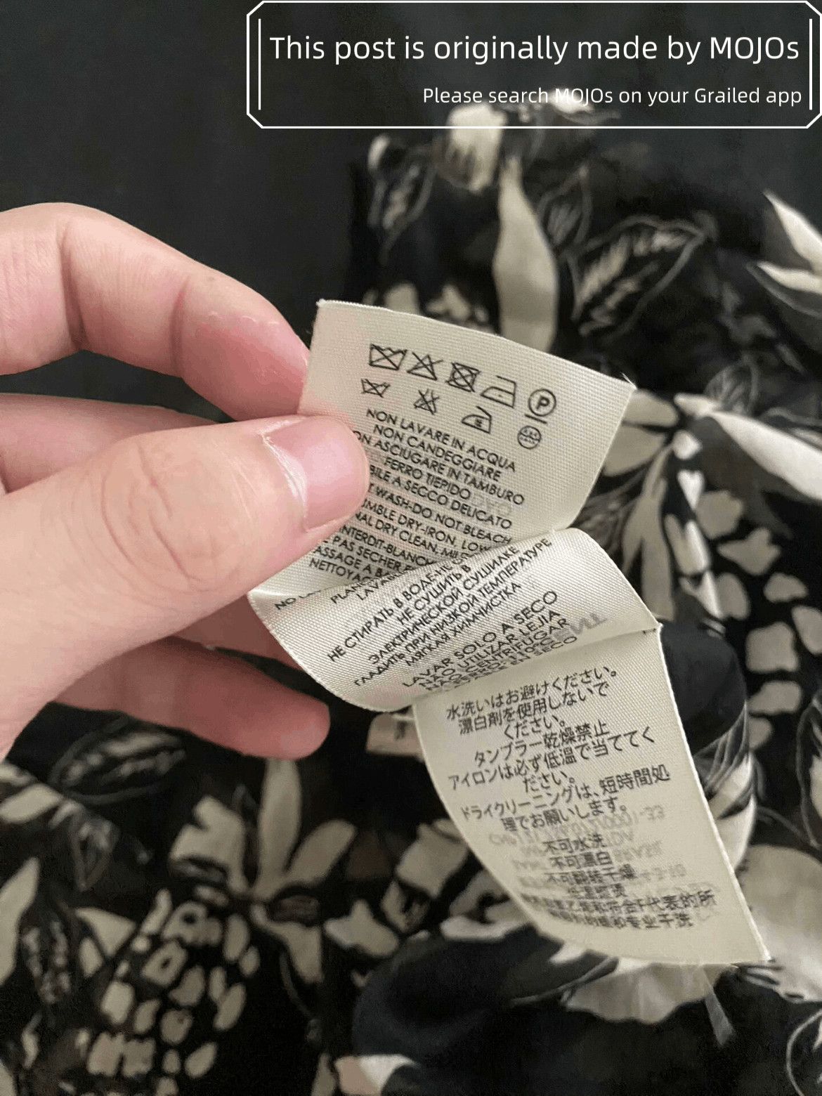 Saint Laurent Paris Saint Laurent Paris 16AW Pineapple Pattern Silk Scarf mojos Size ONE SIZE - 3 Thumbnail