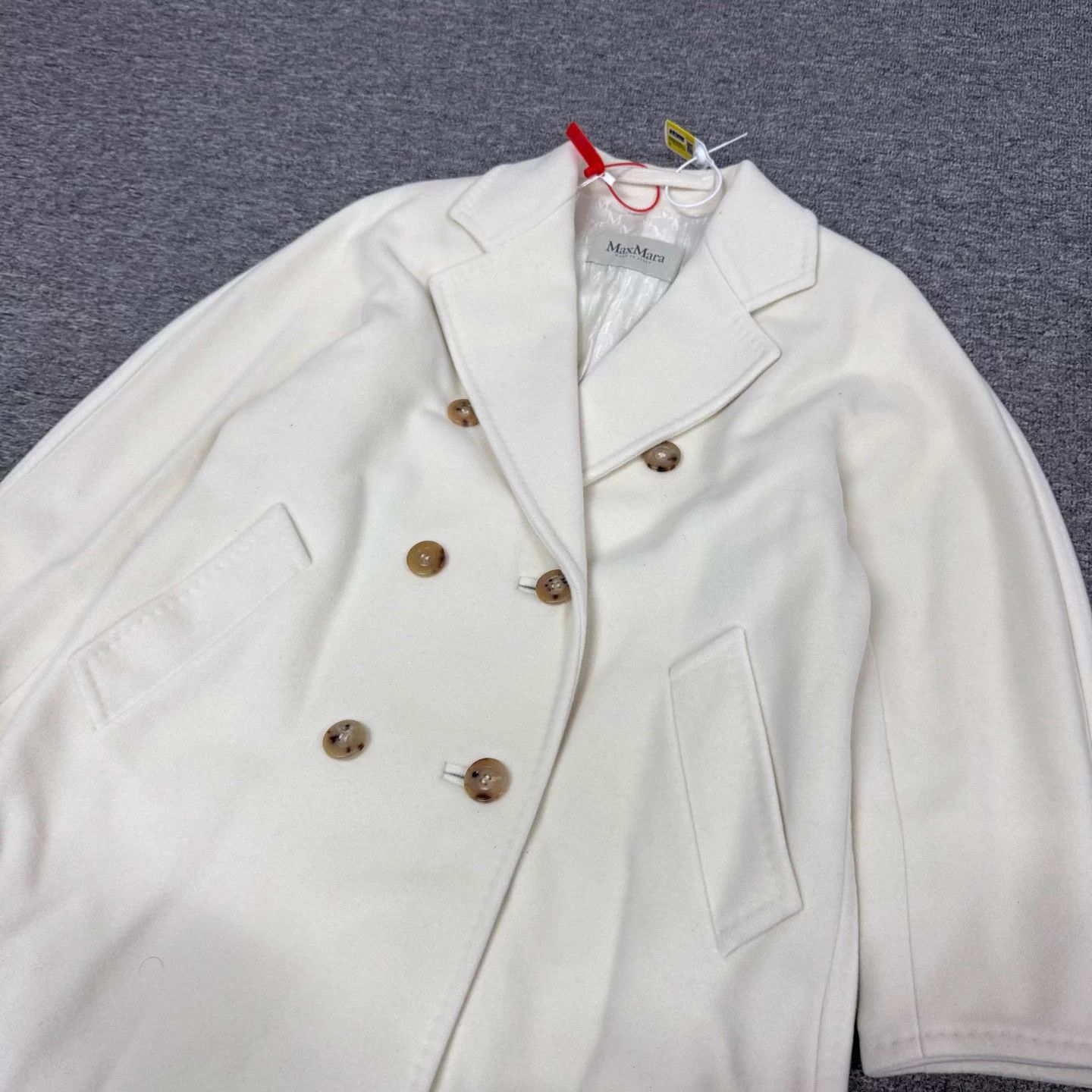 Max Mara MaxMara 101801 Cashmere Oversized DB Ivory 34 Coat Size XS / US 0-2 / IT 36-38 - 3 Thumbnail