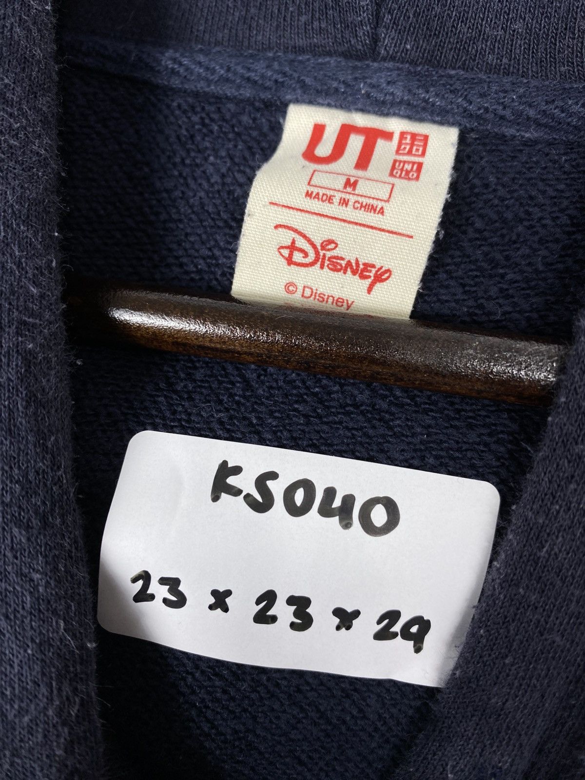 Disney Vintage Uniqlo Mickey Mouse x Disney Hoodies Size US M / EU 48-50 / 2 - 9 Thumbnail
