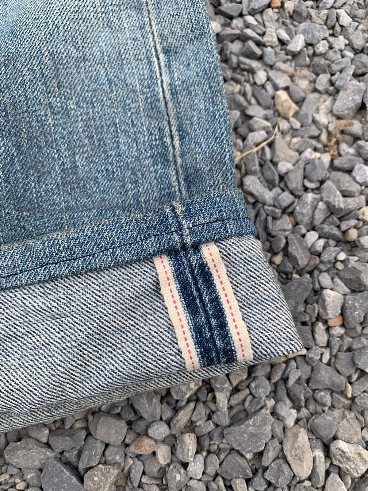 Levi's VINTAGE LEVIS 503BXX SELVEDGE BUTTON FLY DISTRESSED DENIM Size US 28 / EU 44 - 10 Thumbnail