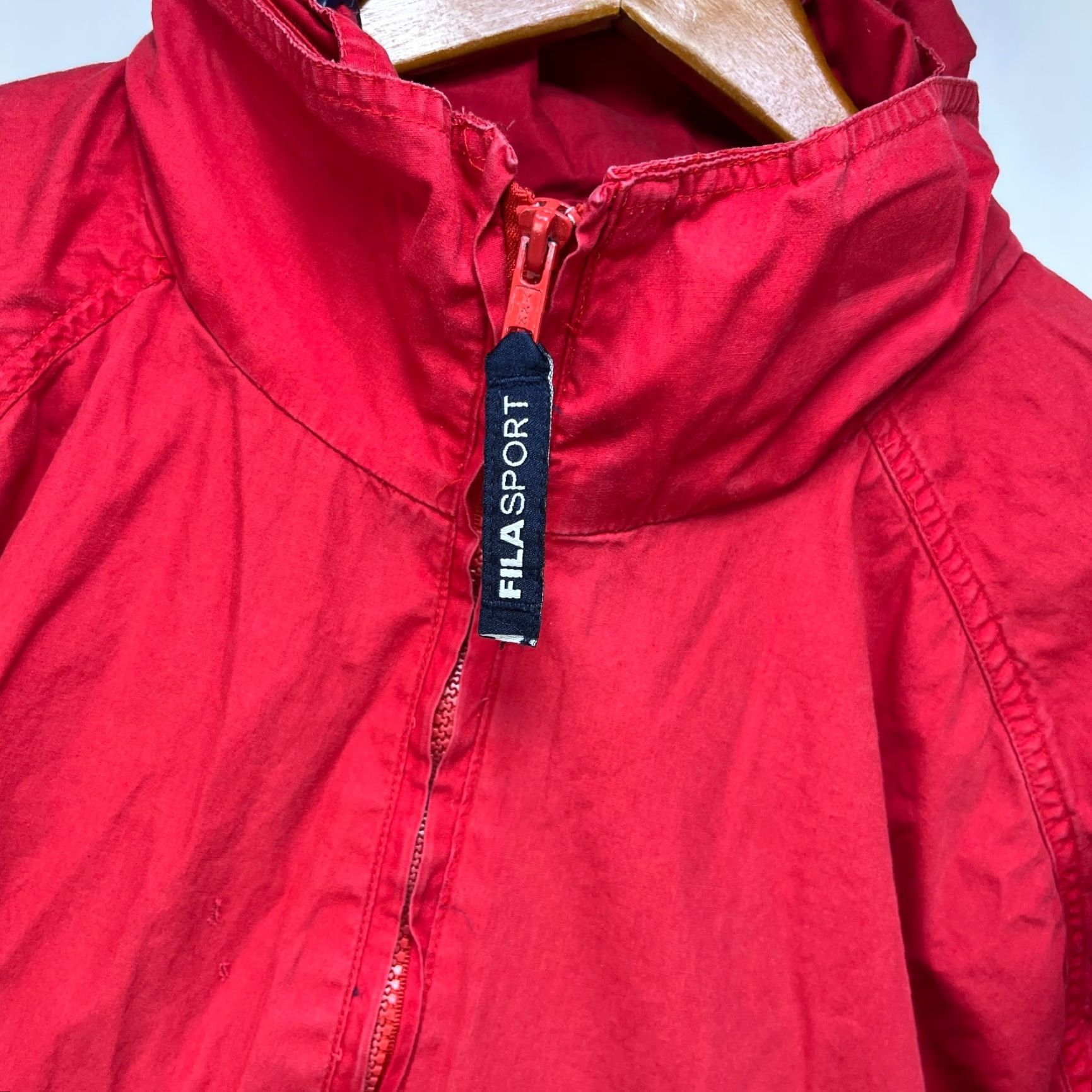 Tommy Hilfiger Vintage 90s Fila Windbreaker Jacket Large Red Plaid Logo Easy Packable Nylon Softshell Mens Windbreaker 90s Theme Casual Zip Logo Size US XL / EU 56 / 4 - 4 Thumbnail