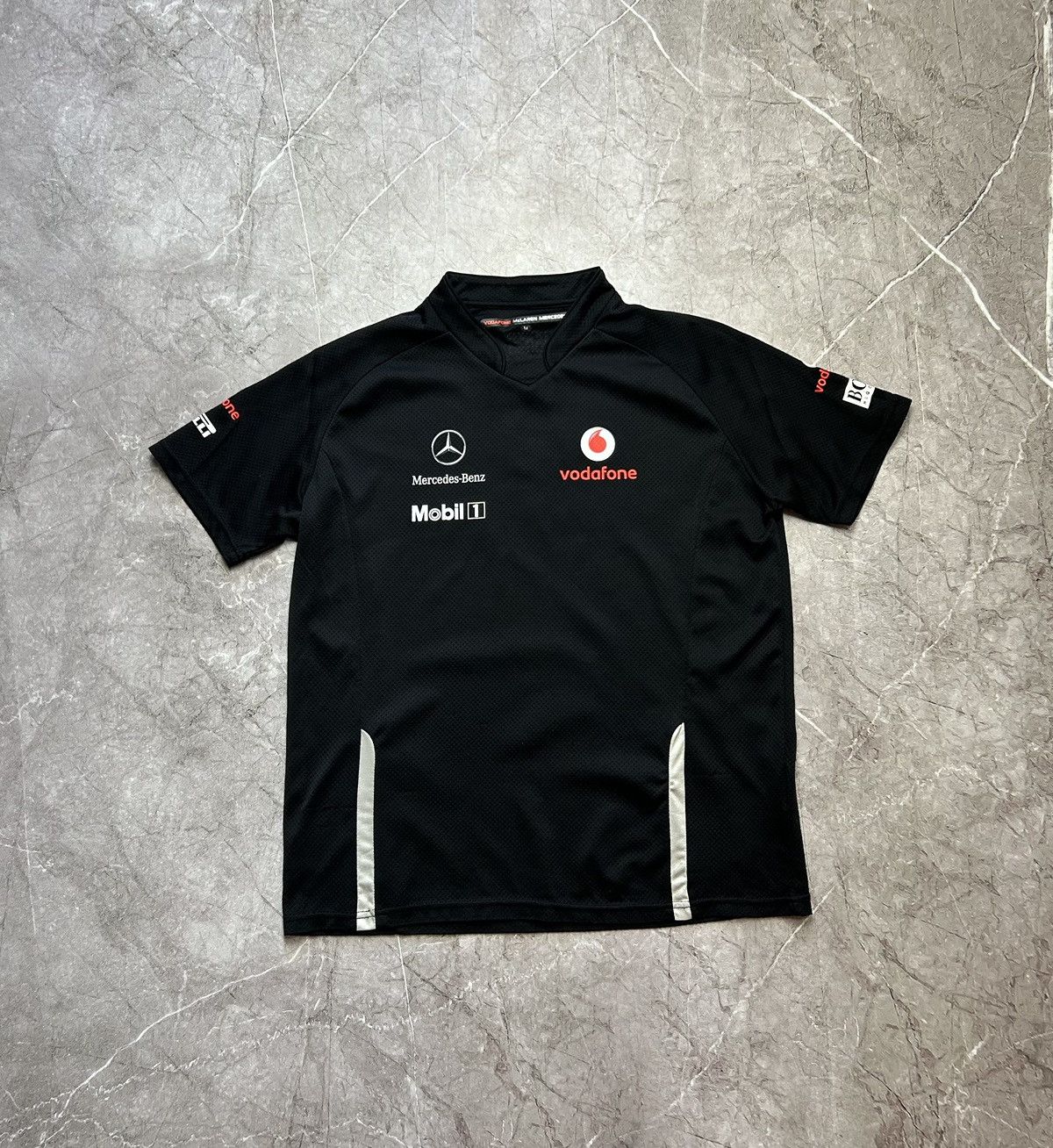 Mercedes-Benz × Vintage Vintage Racing jersey Mercedes Benz Boss Vodafone size M Size US M / EU 48-50 / 2 - 1 Thumbnail
