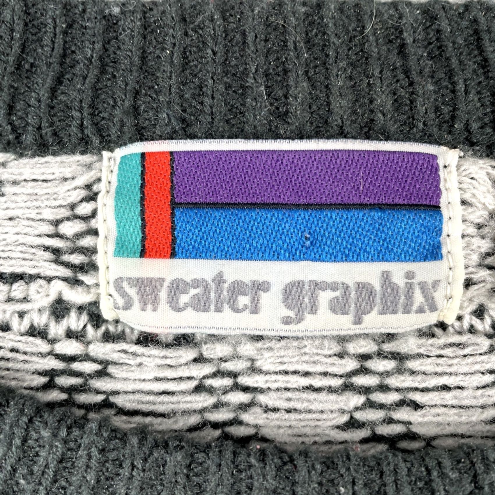Vintage VINTAGE Sweater Graphix Acrylic Knit Geometric Sweater Mens XL Black & White 90s Size US XL / EU 56 / 4 - 6 Thumbnail