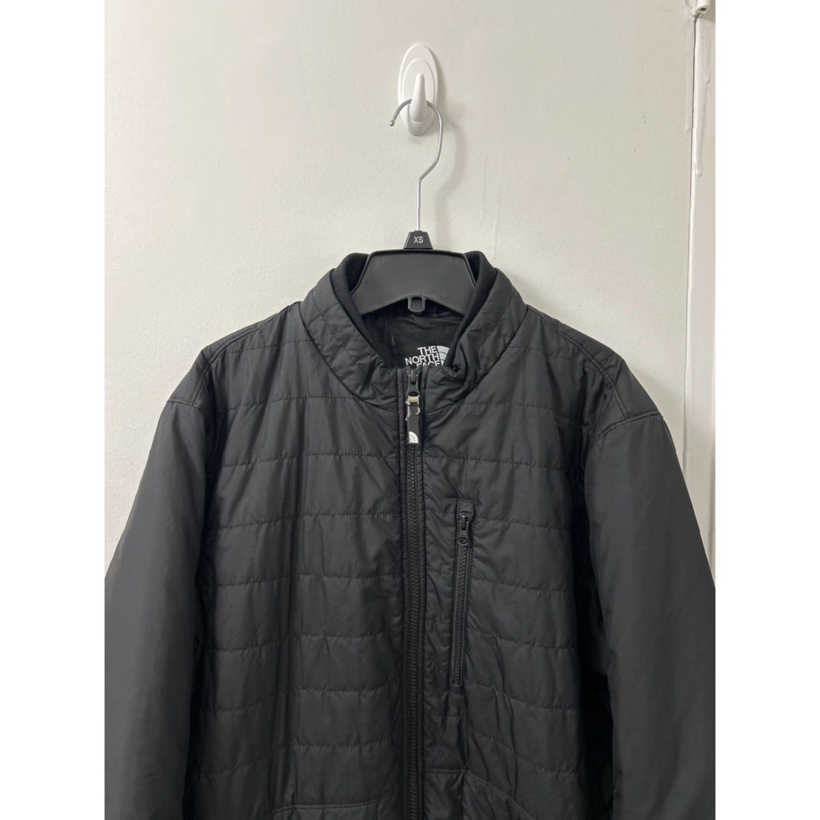 The North Face VINTAGE? No. The North Face Puffer Jacket Mens L Black Quilted Insulated Bomber Full Zip YKK Jacket Size US L / EU 52-54 / 3 - 2 Thumbnail