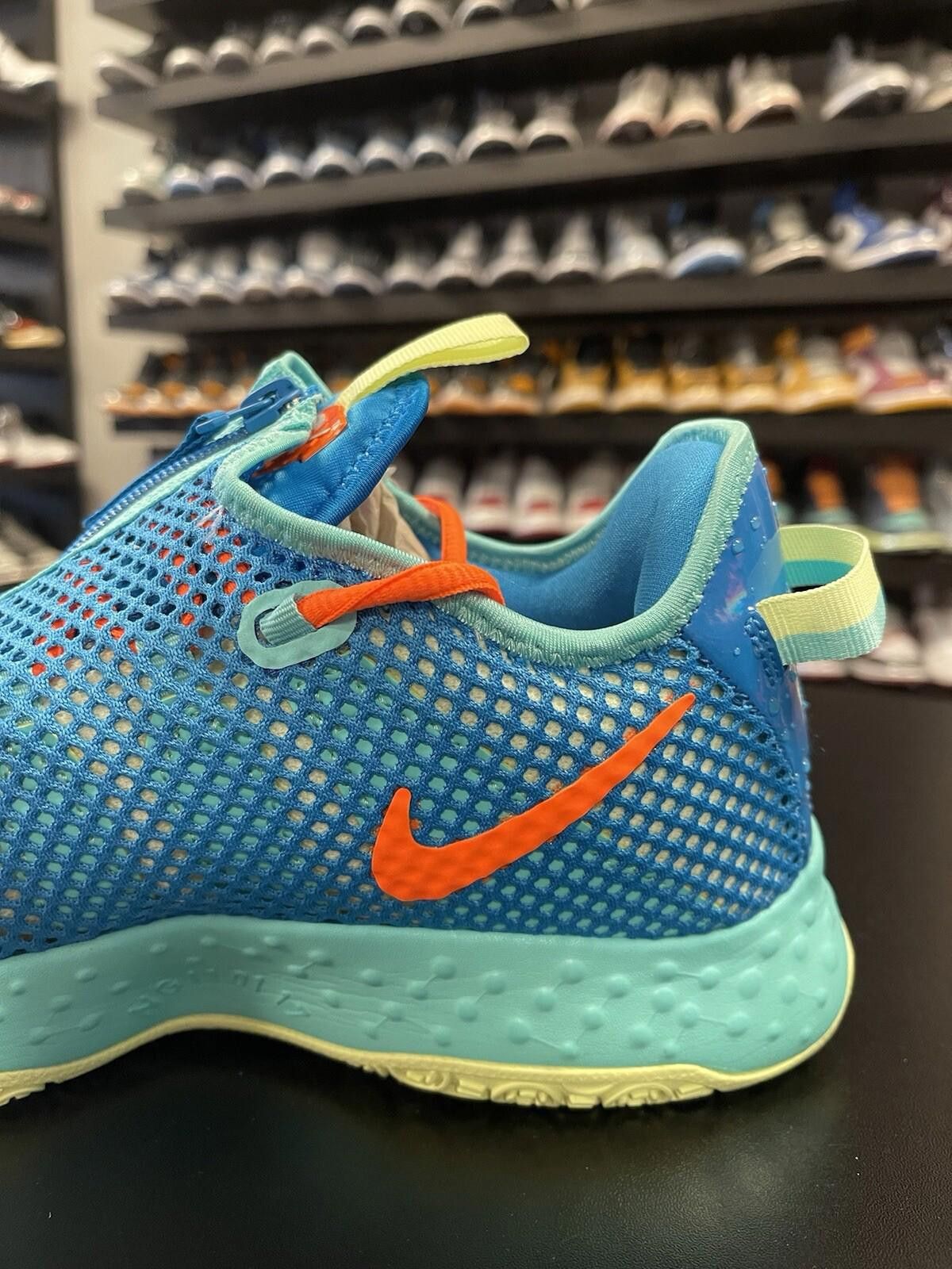 Nike Size 12 - Nike PG 4 x NBA 2K20 Gatorade 2K Gamer Exclusive Size US 12 / EU 45 - 6 Thumbnail