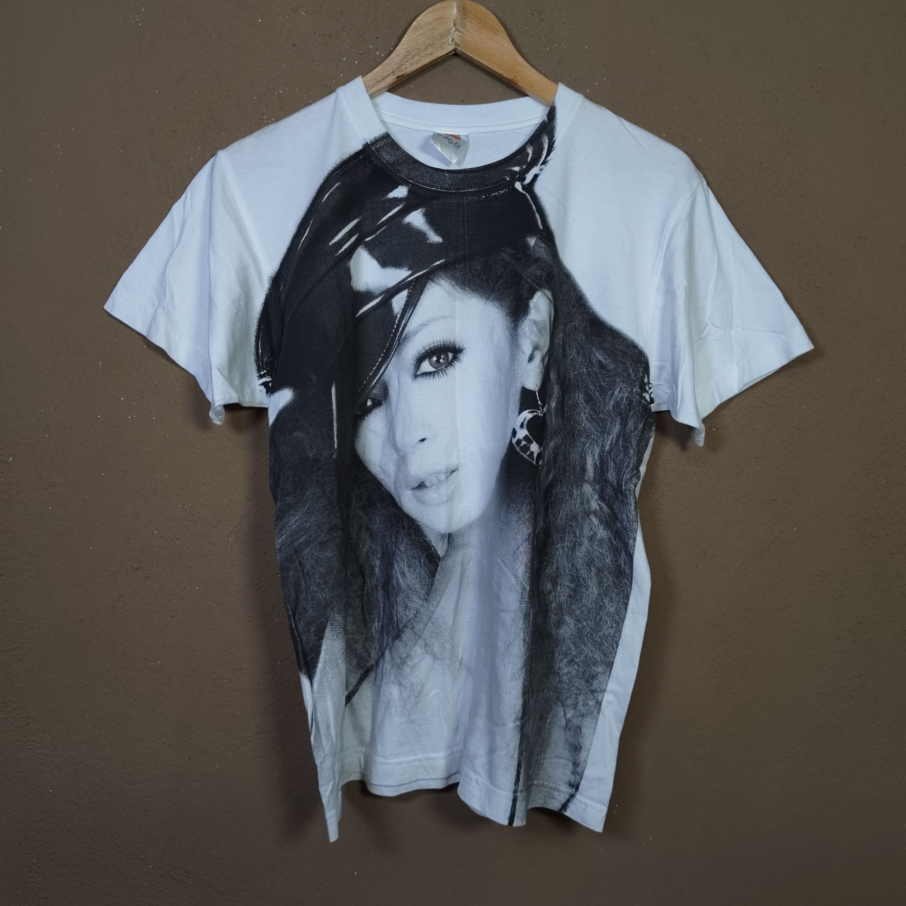 Band Tees Vintage 2008 J-POP AYUMI HAMASAKI Tour Tshirt Size US M / EU 48-50 / 2 - 1 Thumbnail