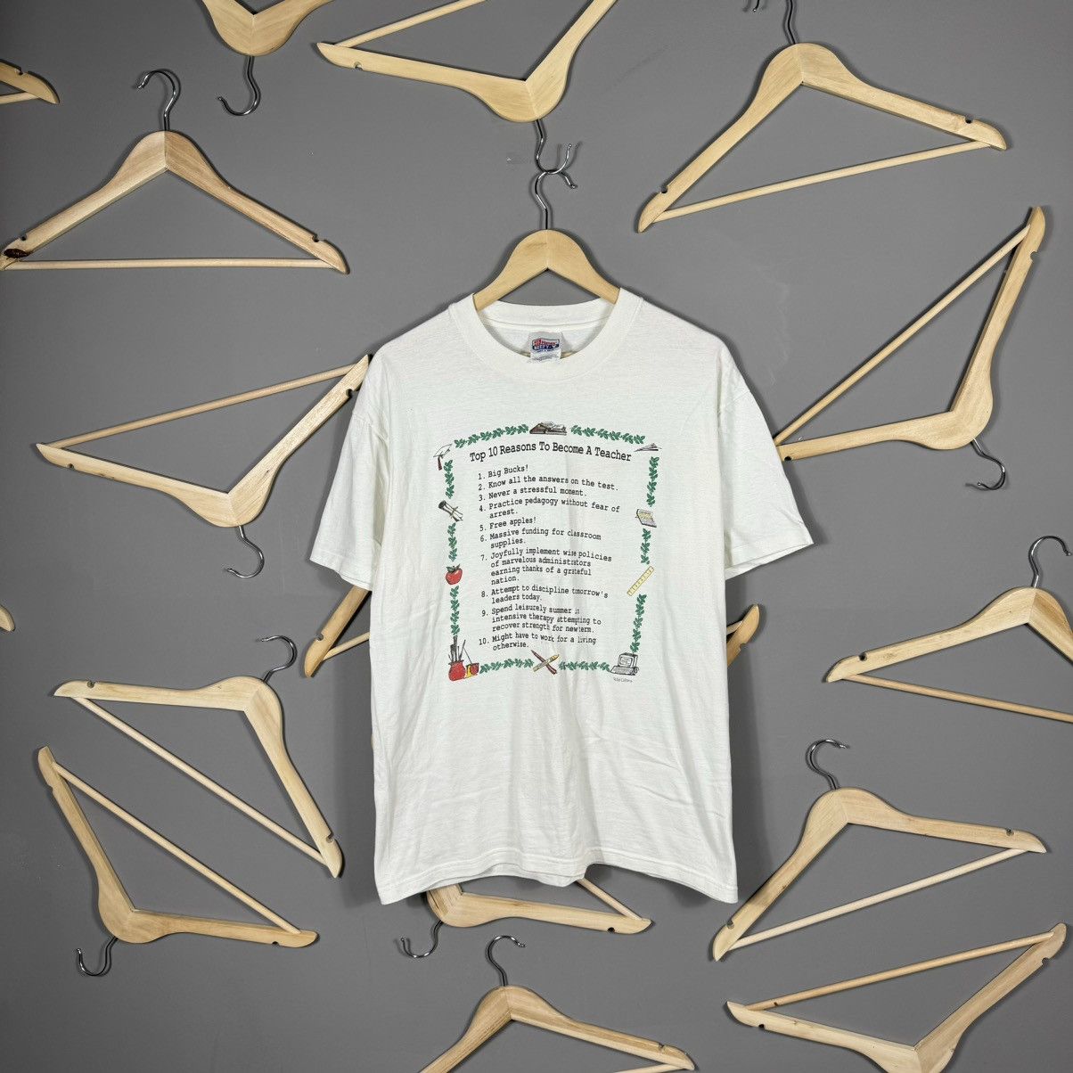 Hanes × Vintage Vintage 90s Top 10 Reasons Become A Teacher T-shirt Size US L / EU 52-54 / 3 - 1 Thumbnail