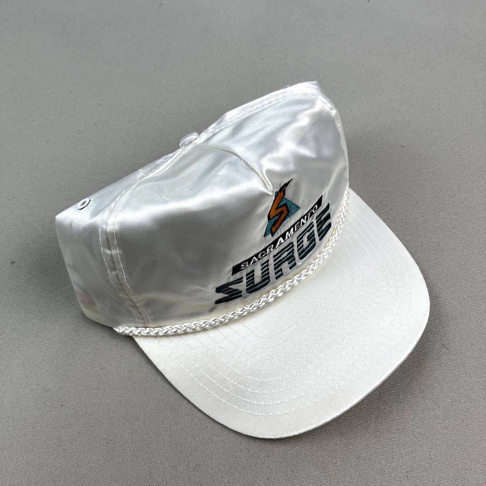 Vintage Vintage Sacramento Surge Hat Zipperback White Satin Football Size ONE SIZE - 1 Preview