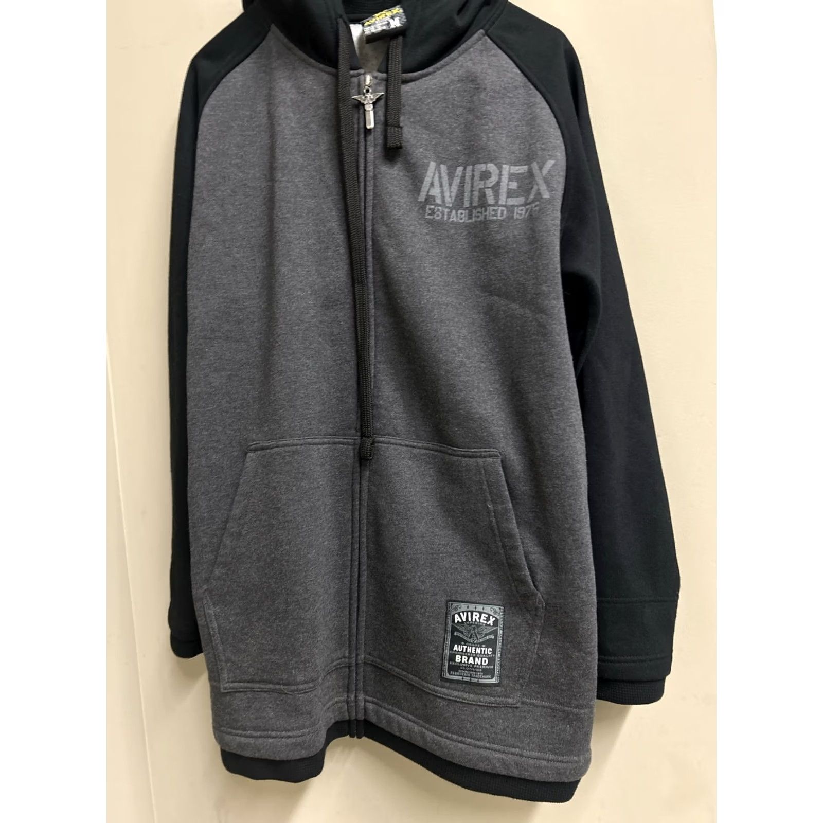 Avirex VINTAGE Avirex Hoodie Medium M Gray Hip Hop 90s 2000s Men Size US M / EU 48-50 / 2 - 2 Thumbnail