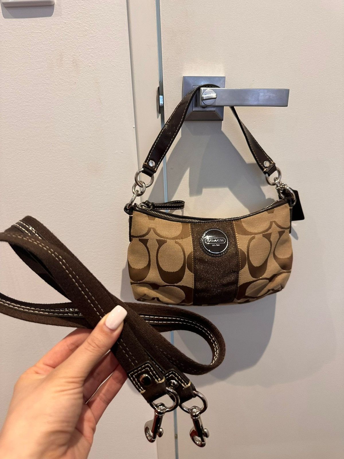 Coach Coach Signature Canvas Brown Crossbody / Shoulder Bag Size ONE SIZE - 1 Thumbnail