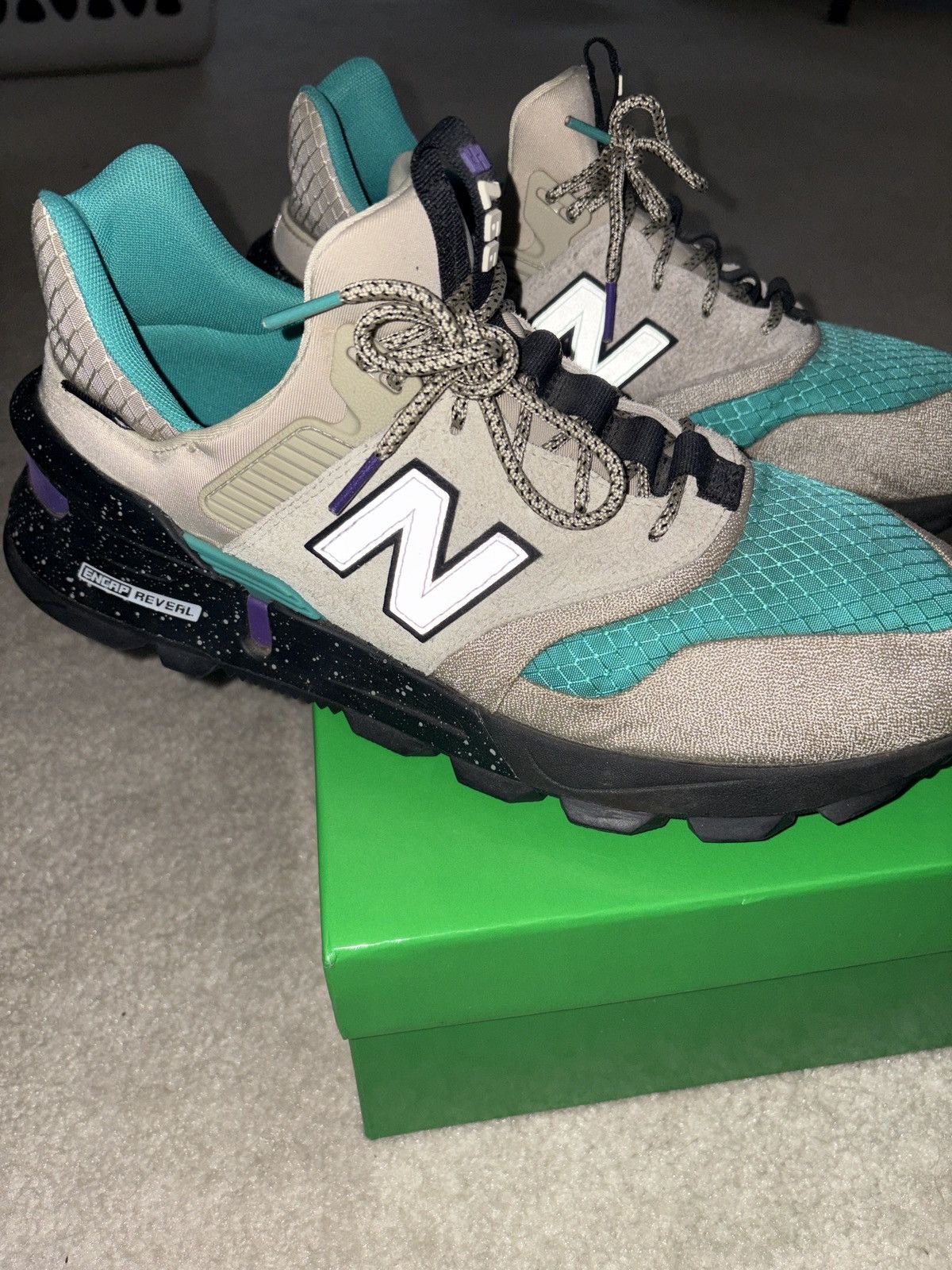 New Balance New Balance 997s Size US 12 / EU 45 - 4 Thumbnail