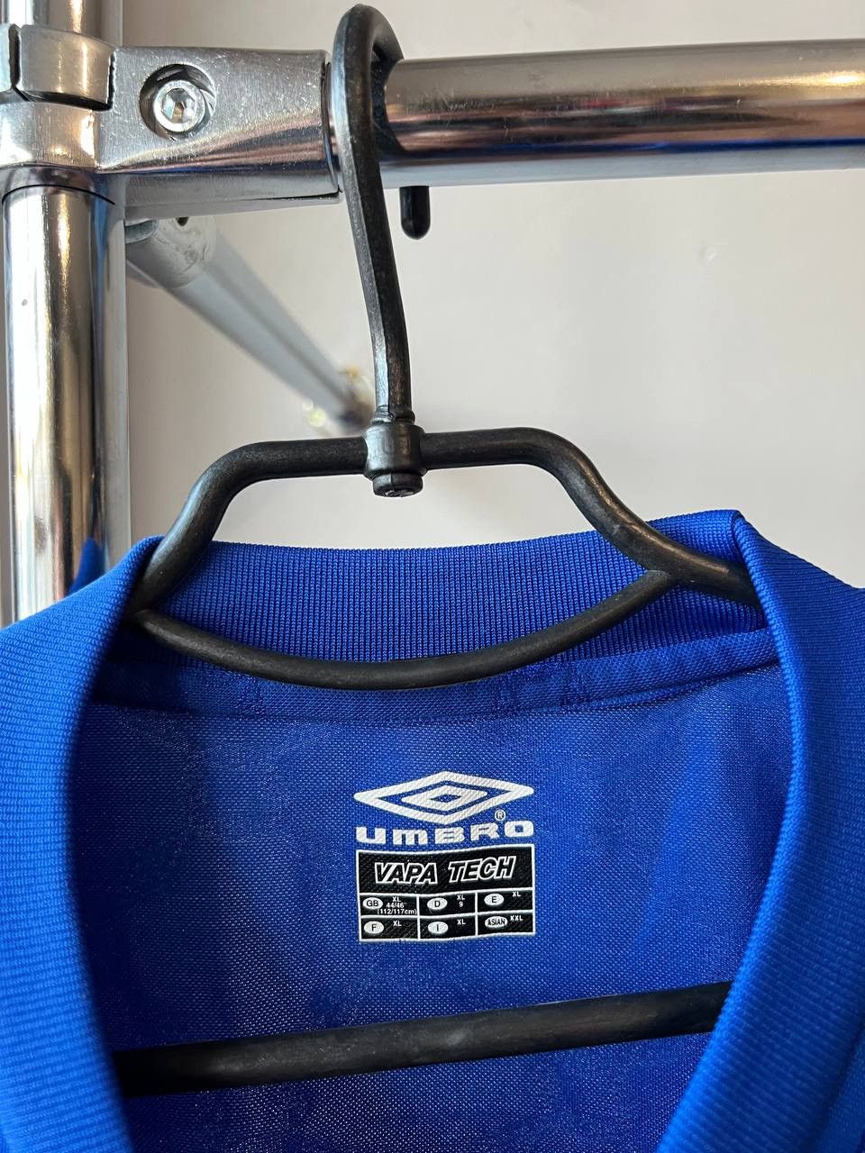 Umbro VINTAGE UMBRO #2 TEMPLATE SOCCER JERSEY FOOTBALL SHIRT M Size US M / EU 48-50 / 2 - 5 Thumbnail