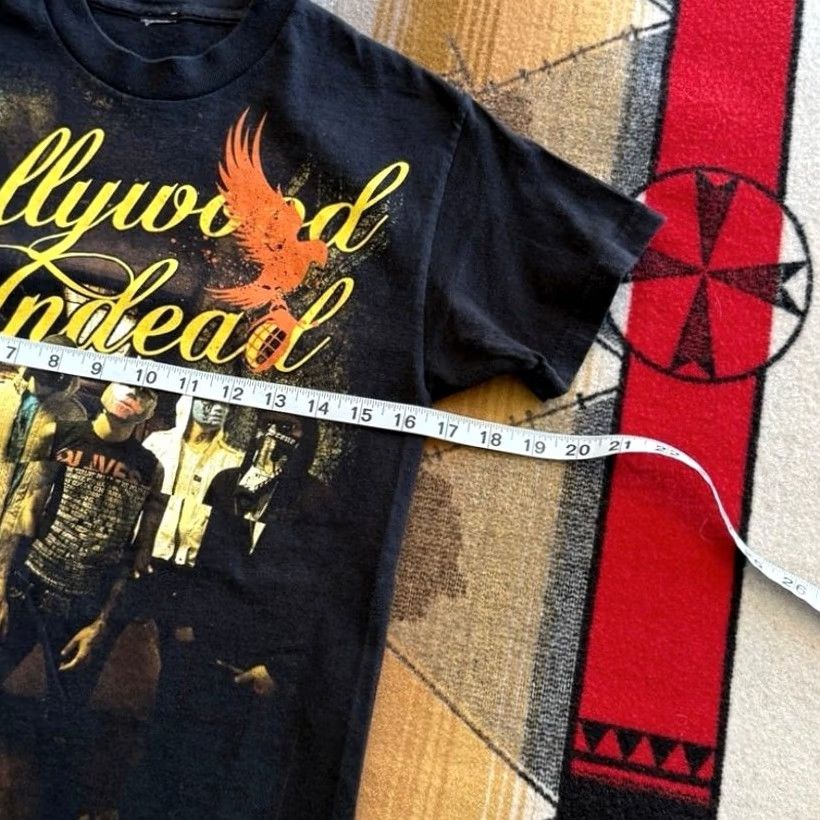 Vintage VINTAGE Hollywood Undead Band T-Shirt Y2K Rock Rap Grunge Gothic Black XS Mens Size US XS / EU 42 / 0 - 4 Thumbnail