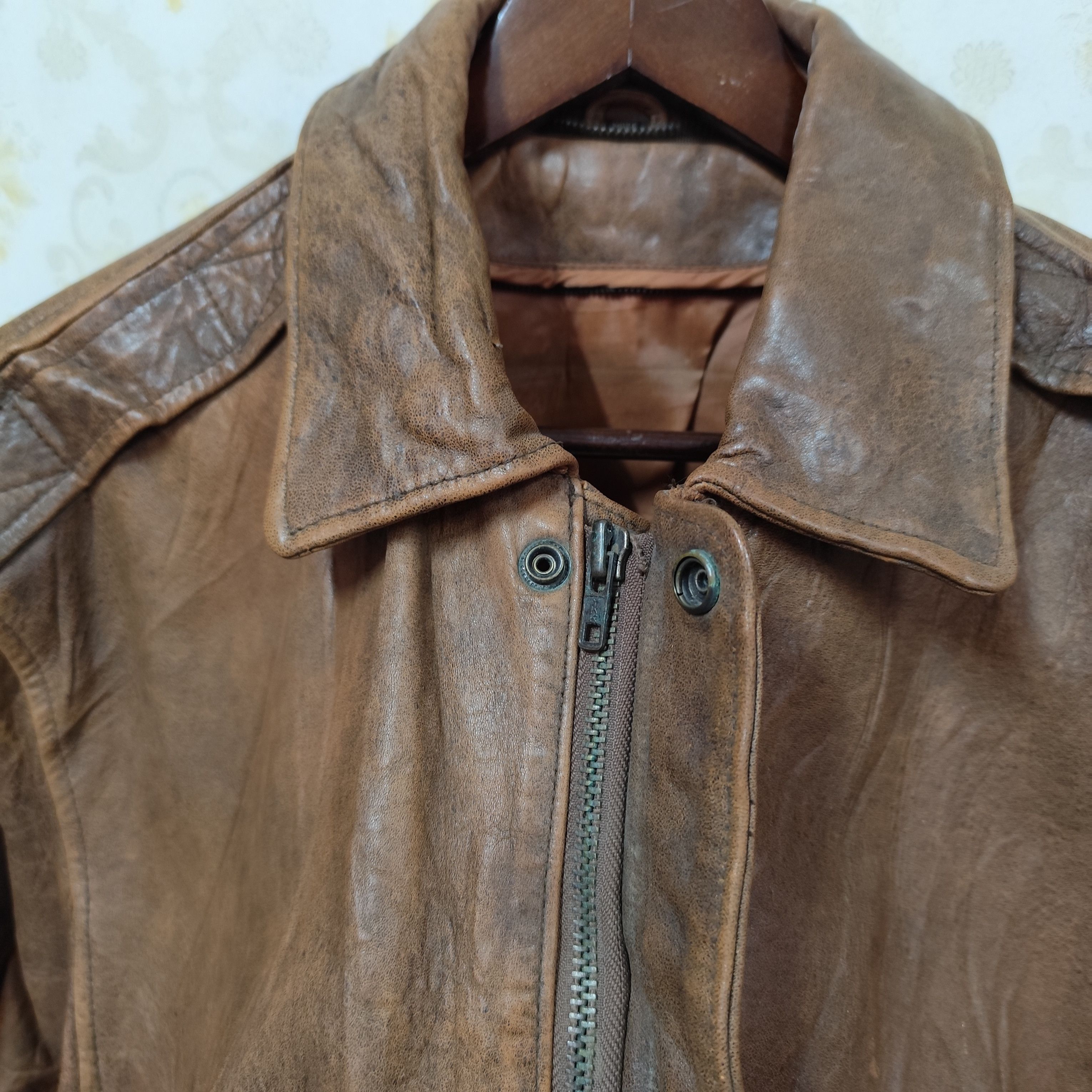 Vintage VINTAGE SHEEPSKIN BOMBER JACKET Size US S / EU 44-46 / 1 - 7 Thumbnail