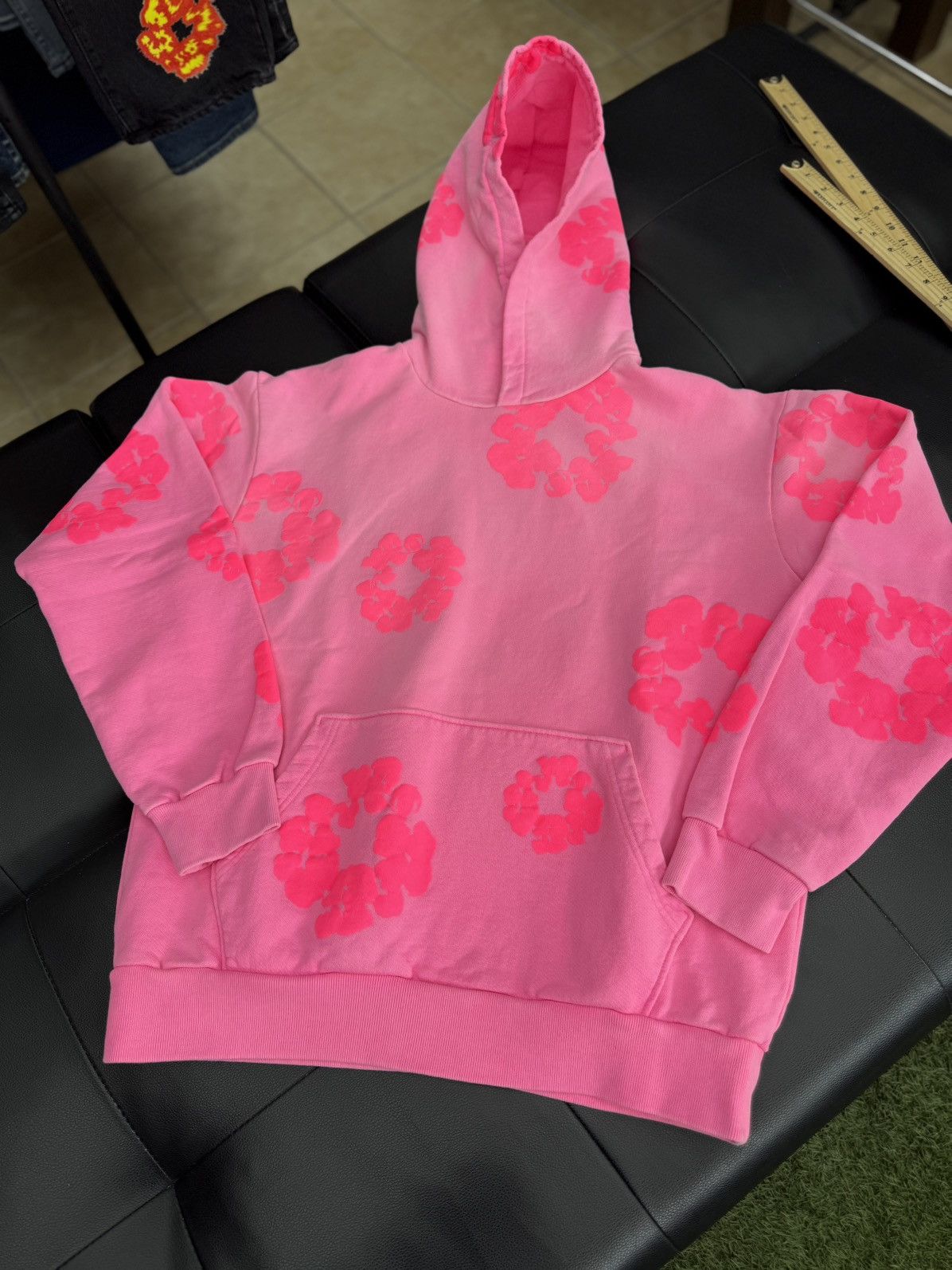 DENIM TEARS Denim Tears Pink 2025 Cotton Wreath Hoodie S (NEW) Size US S / EU 44-46 / 1 - 2 Thumbnail