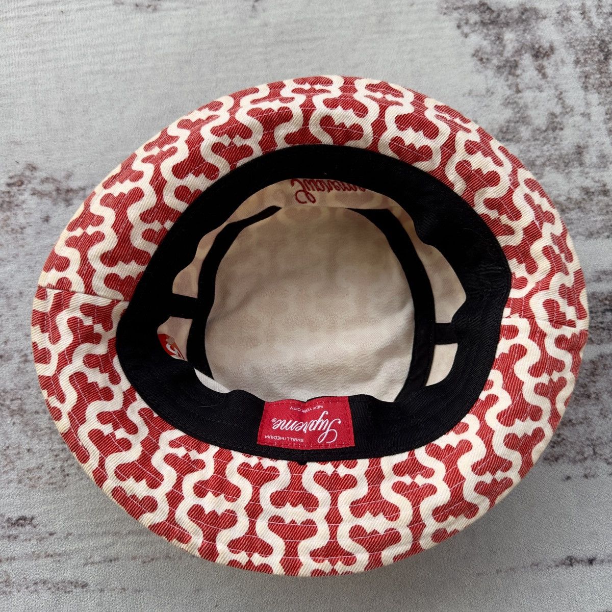 Supreme SUPREME TWILL CRUSHER RED MONOGRAM BUCKET HAT Size ONE SIZE - 6 Thumbnail