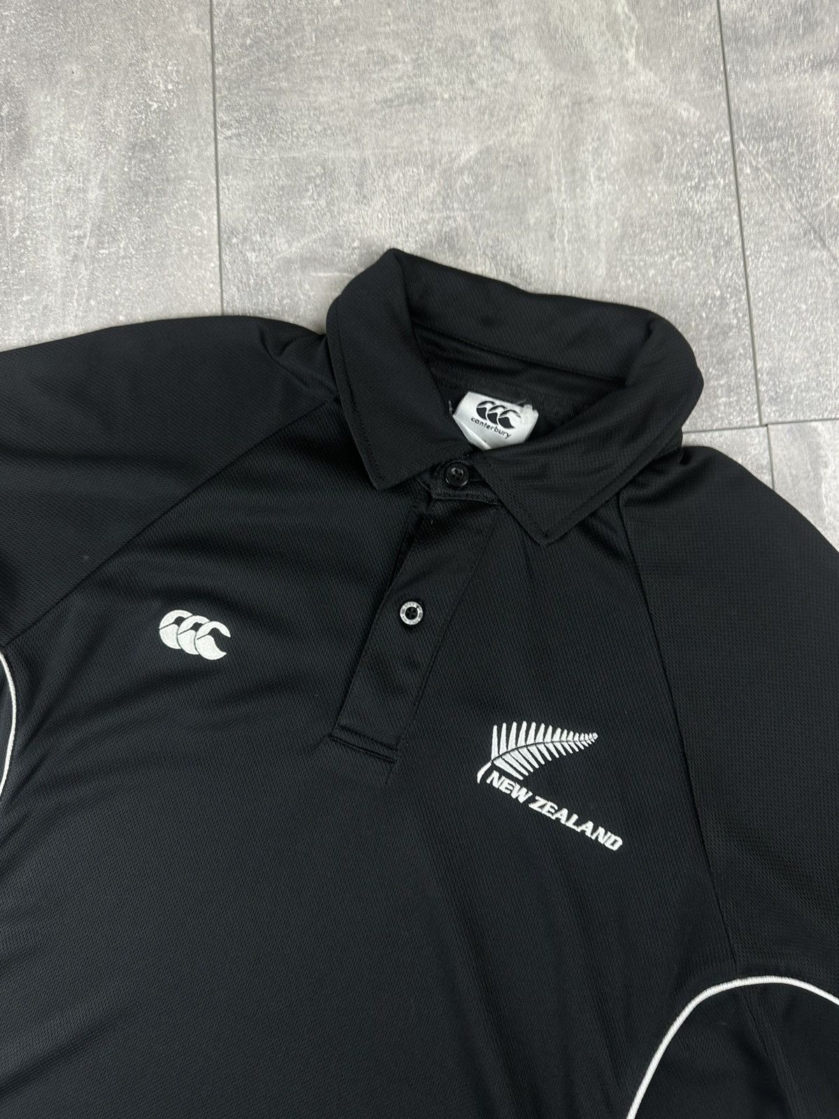 Canterbury of New Zealand Canterbury Of New Zealand Vintage Sportwear Means Polo Size US M / EU 48-50 / 2 - 3 Thumbnail