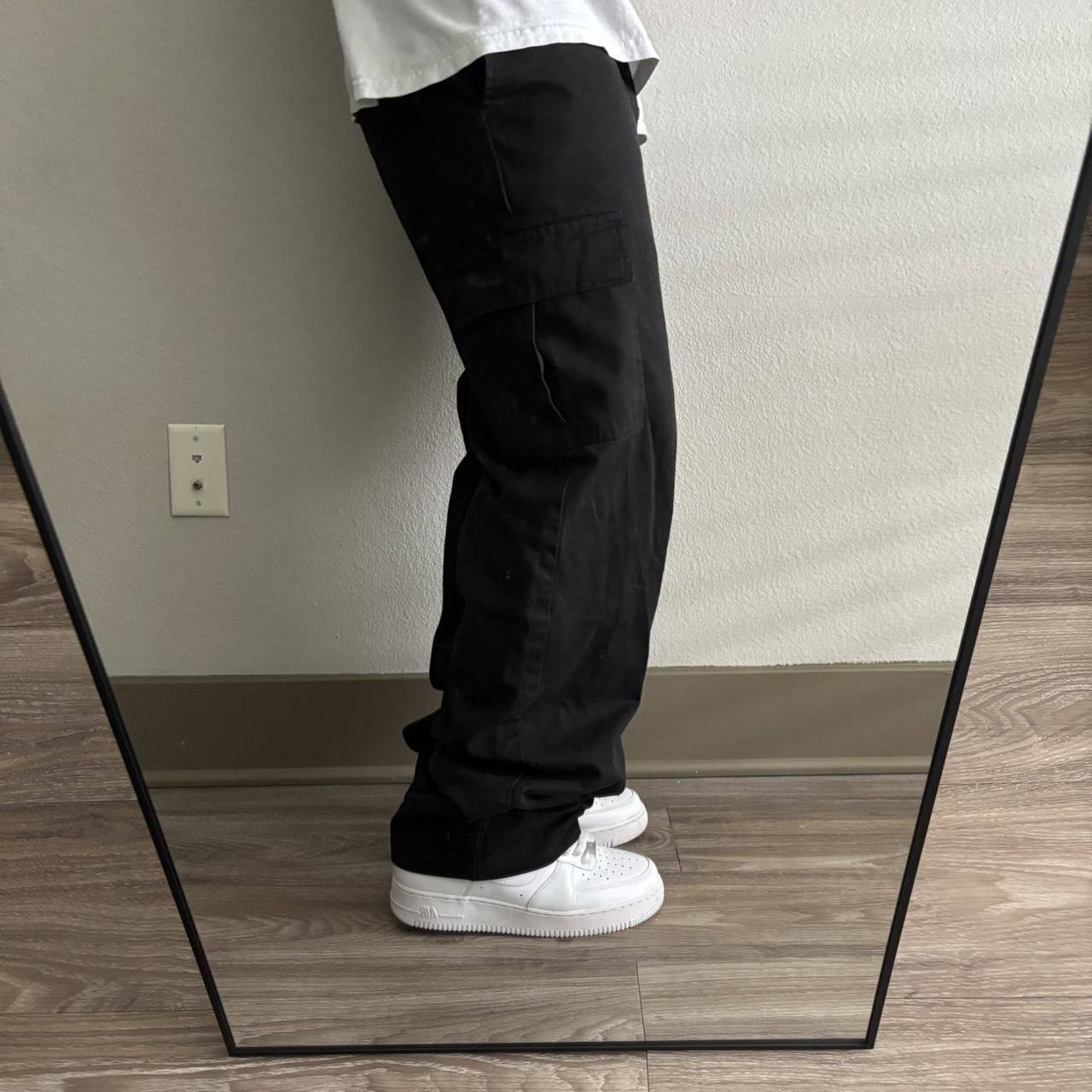 Vintage Crazy Vintage Y2K/2000s Black Streetwear Skater Essential Cargo Pants! 30x30 Size US 30 / EU 46 - 2 Thumbnail