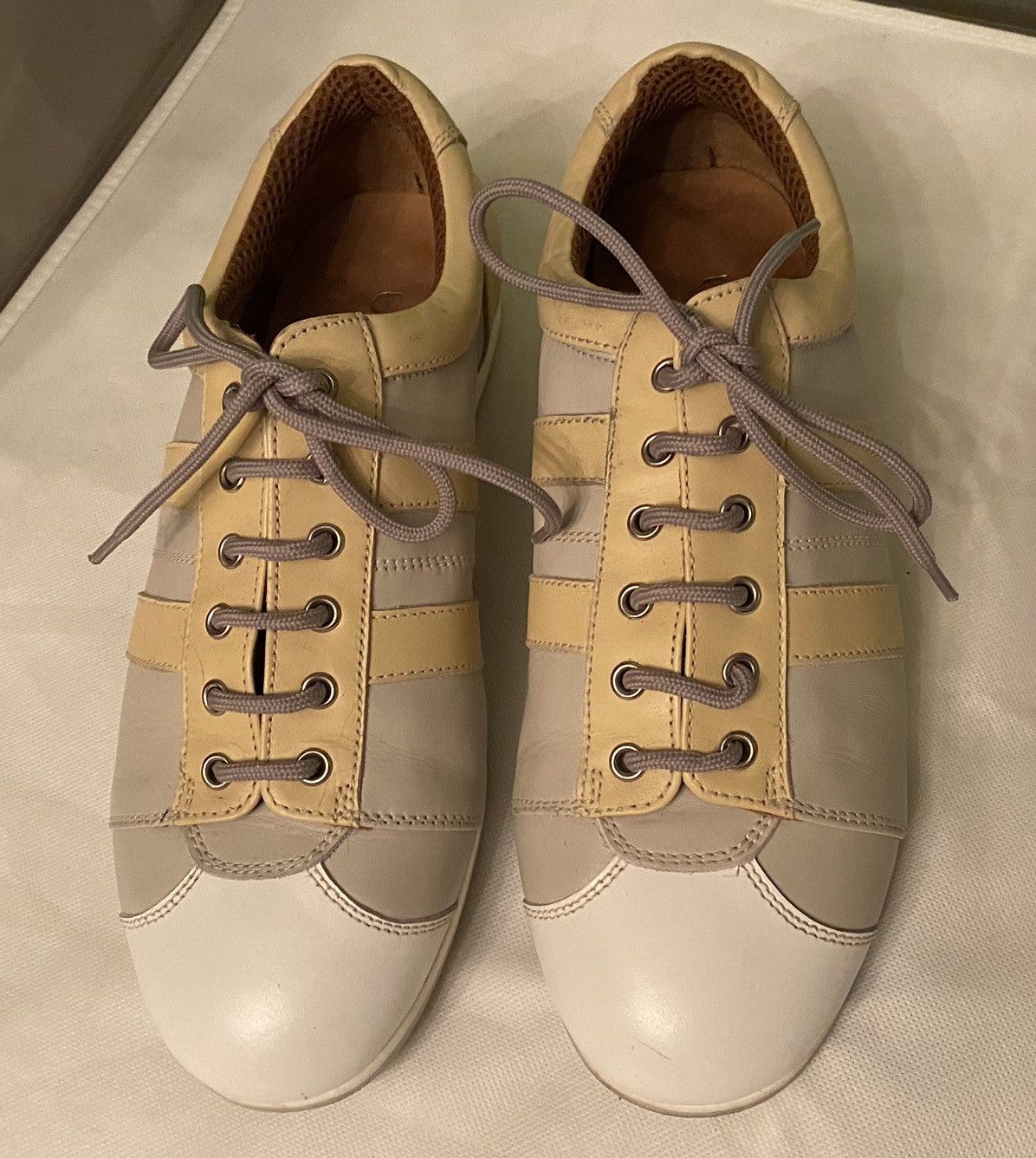Byblos Byblos 🇮🇹 leather tri-color mesh lined retro sneakers 9 Size US 9 / EU 42 - 12 Thumbnail