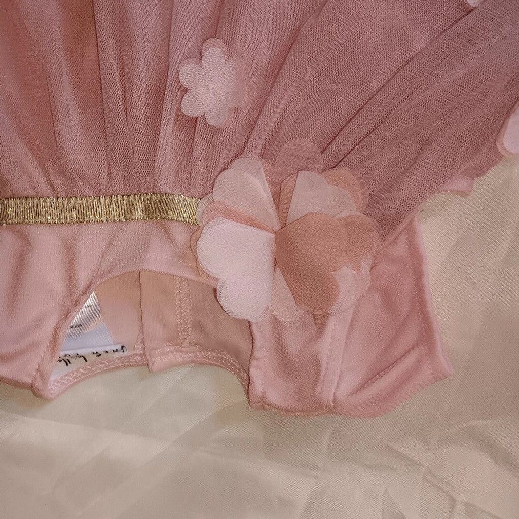 Nicole Miller Nicole Miller designer baby dress. 6-9m very pretty. EUC Size M / US 6-8 / IT 42-44 - 4 Thumbnail