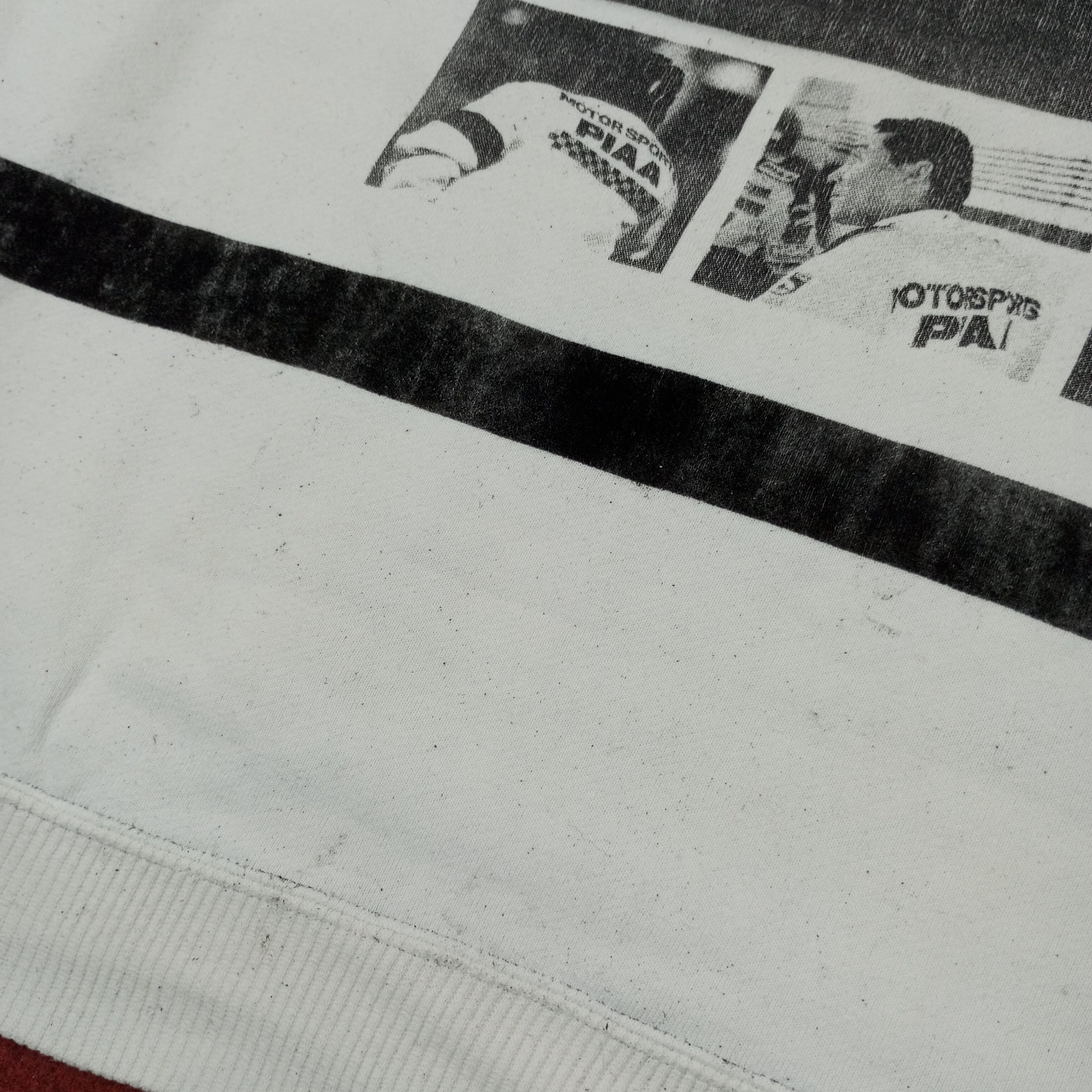 Vintage Vintage PIAA Motor Sports Racing F1 Sweatshirt c245n11 Size US L / EU 52-54 / 3 - 4 Thumbnail