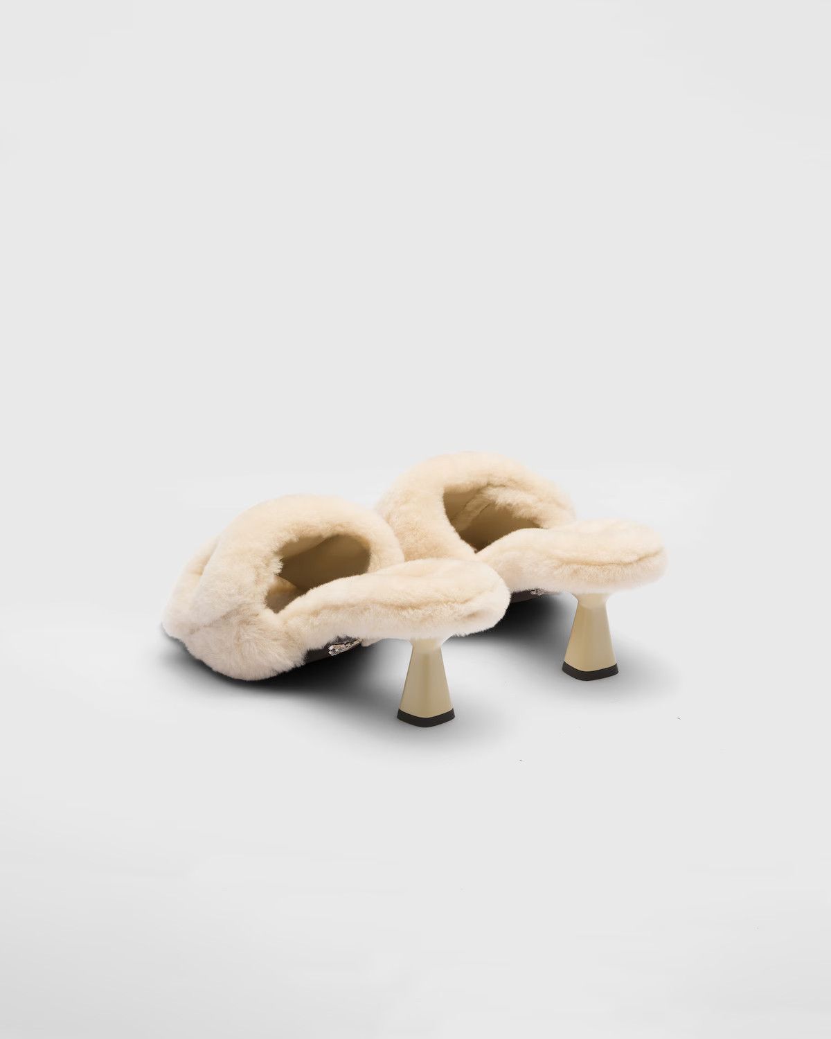 Prada o1w1db11124 Shearling Sandals in Beige Size US 10 / IT 40 - 4 Thumbnail