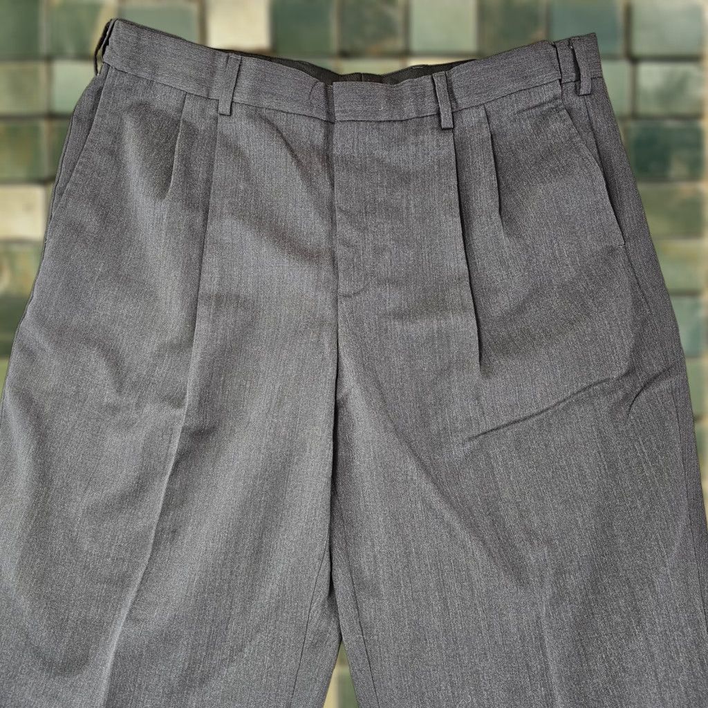 Eddie Bauer VINTAGE Eddie Bauer Pants Mens Baggy 38x29 Charcoal Grey Pleated Cuffed Wool Twill 80s Y2K Chino Relaxed Straight Fall Winter Spring Mens Size US 38 / EU 54 - 1 Thumbnail