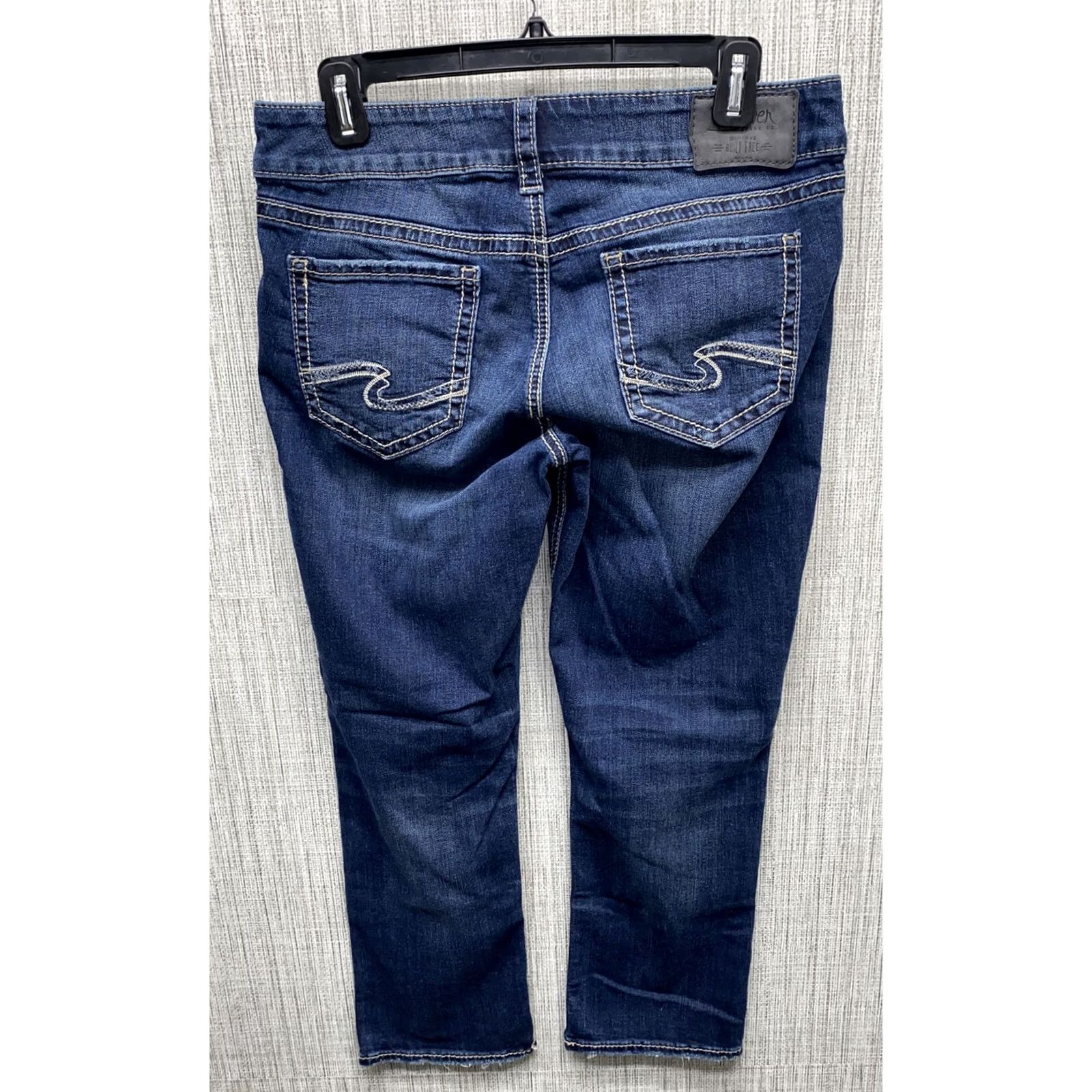 Silver Jeans Co. Silver Jeans Elyse Womens Capri Denim Zip Fly 28x22.5 Blue Cotton Blend Capris Womens Regular Denim Jeans 2X Site Size 28" / US 6 / IT 42 - 2 Thumbnail