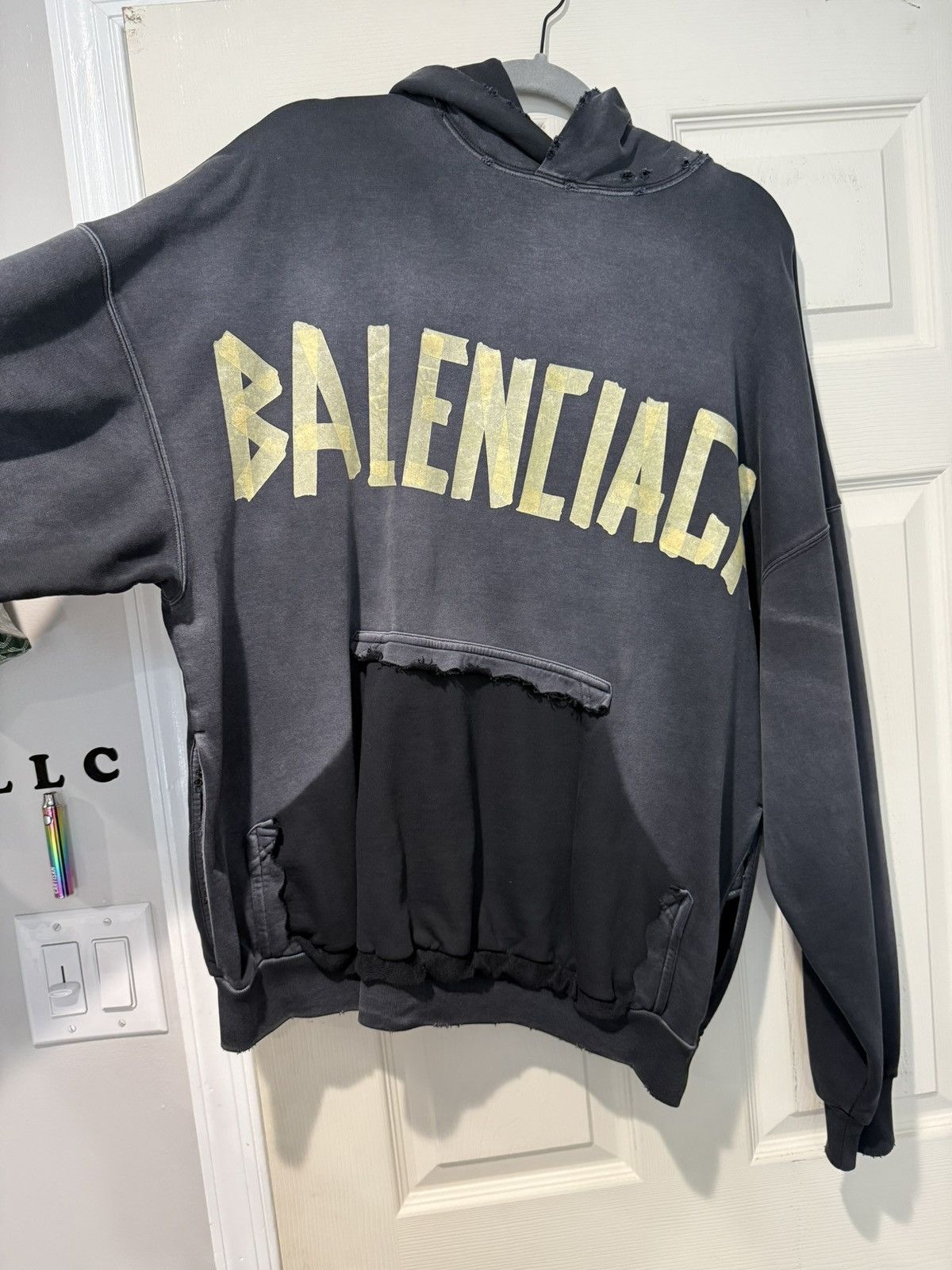 Balenciaga Balenciaga tape hoodie Size US M / EU 48-50 / 2 - 1 Thumbnail