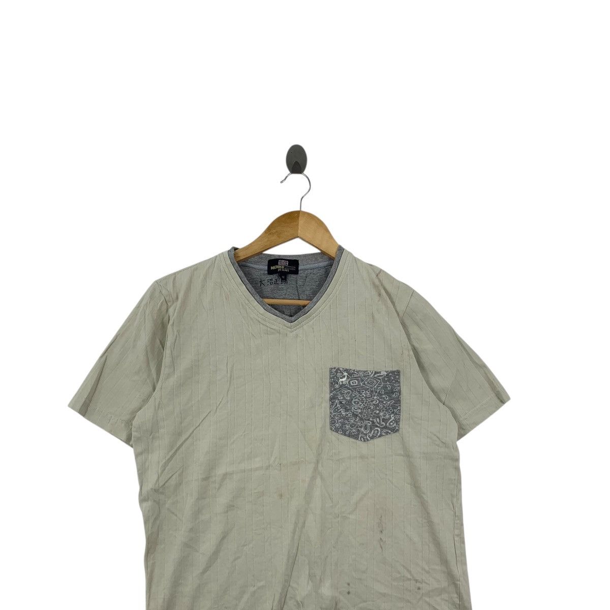 Vintage Vintage MICHIKO LONDON JEANS Paisley Pocket Tee Shirt Top V Size M / US 6-8 / IT 42-44 - 2 Thumbnail