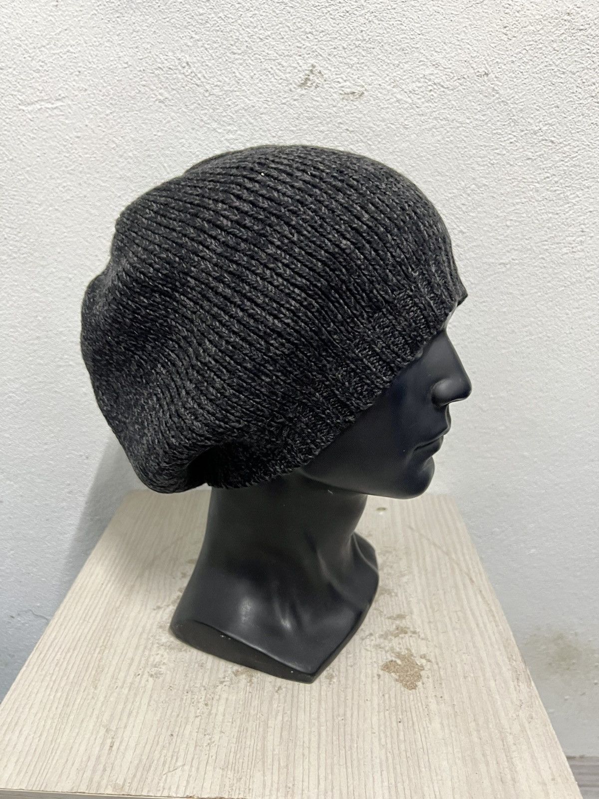 Japanese Brand Japanese Brand Uniqlo Plain Beanie Hat Size ONE SIZE - 4 Thumbnail