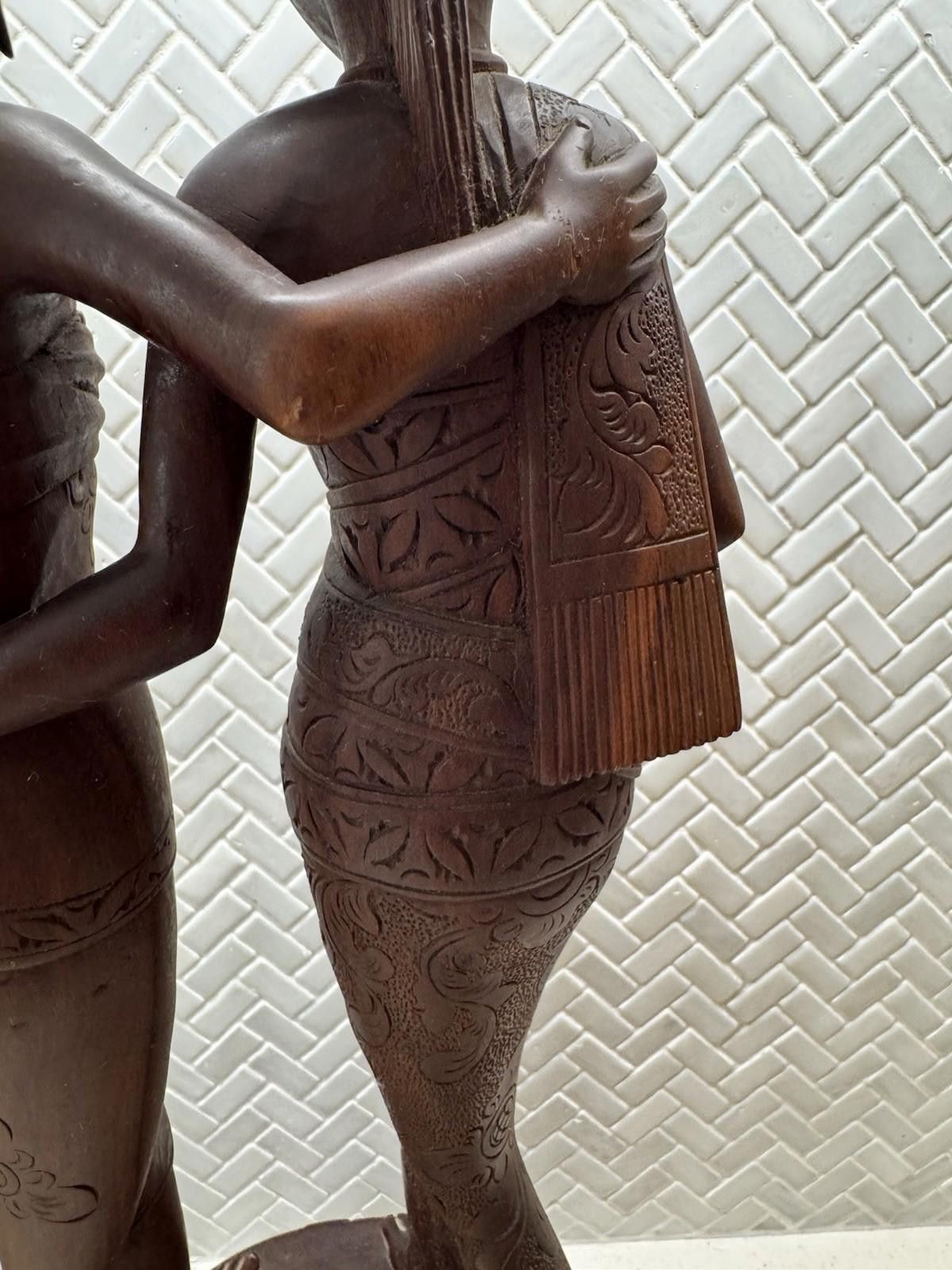 Designer Vintage BALI WOMANS Hand Carved WOOD Sculpture Couple Statue Size ONE SIZE - 4 Thumbnail