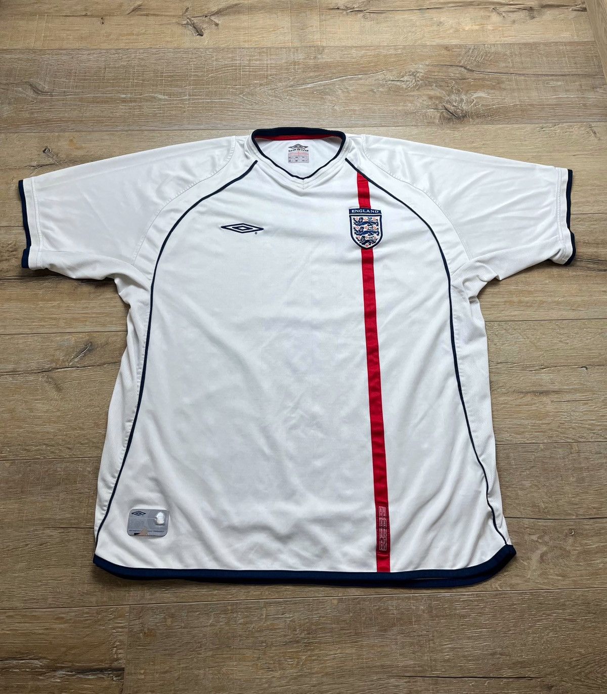 Umbro VINTAGE ENGLAND 2002 JERSEY Size US XL / EU 56 / 4 - 6 Thumbnail