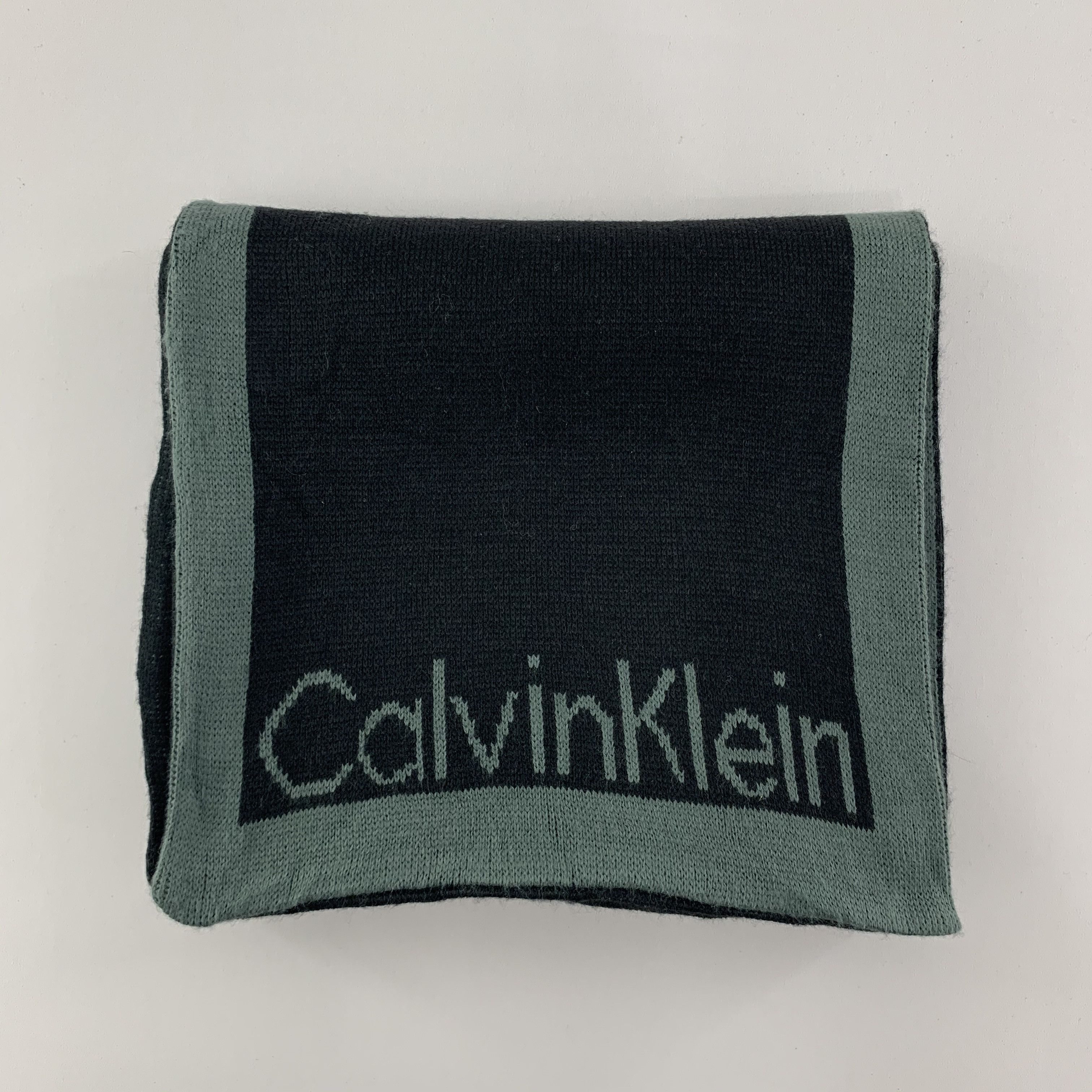 Calvin Klein Calvin Klein Scarf Wool Muffler Neck Wrap BL4072 Size ONE SIZE - 4 Thumbnail