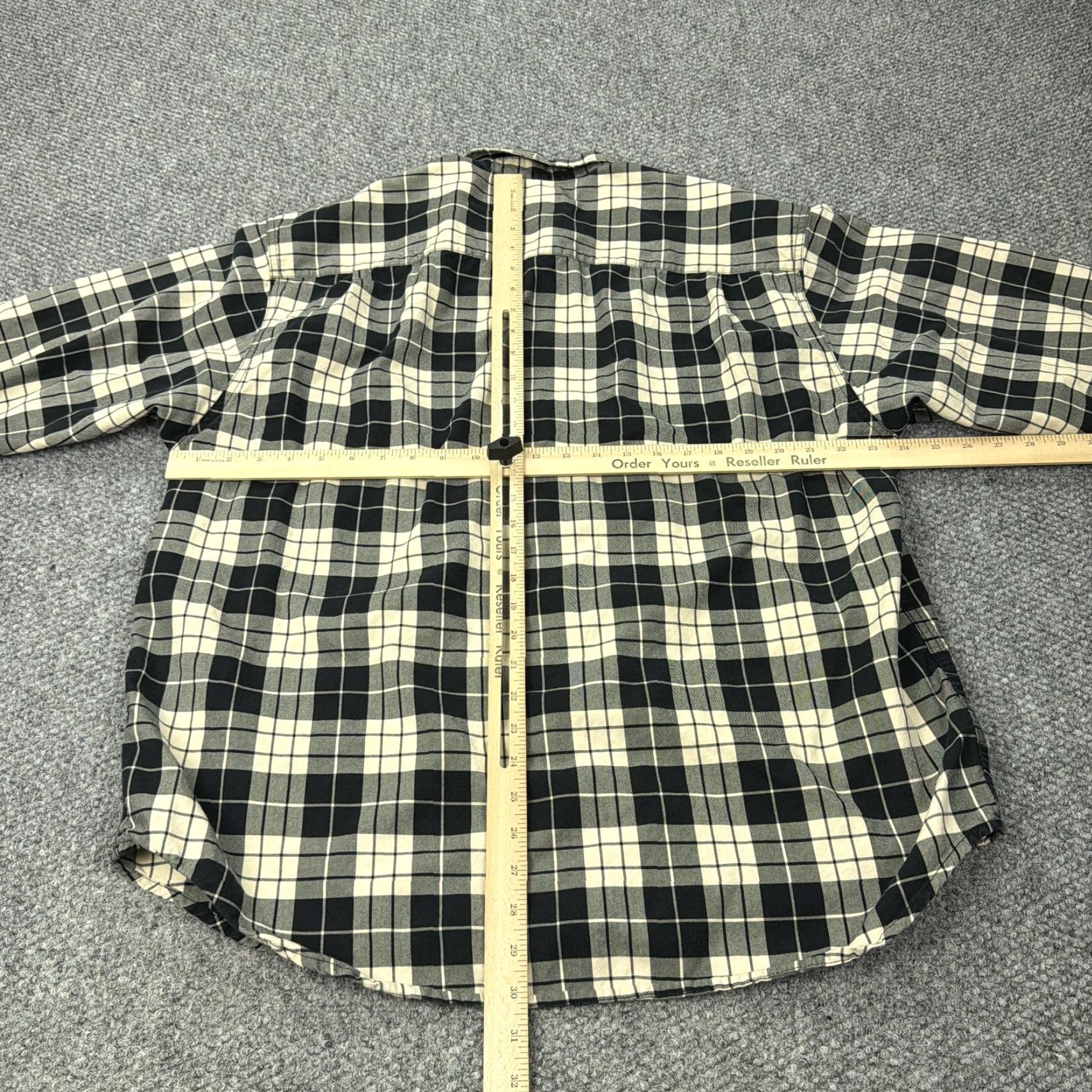 Eddie Bauer VINTAGE Eddie Bauer Shirt Mens L Black Plaid Button-Down Flannel 90s Cotton Button-Up Collared Exterior Pockets Mens Size US L / EU 52-54 / 3 - 5 Thumbnail