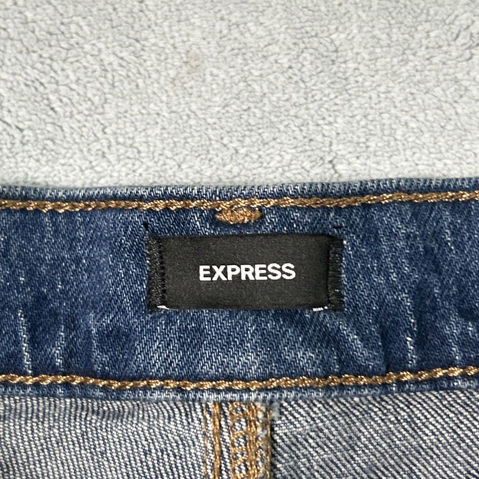 Express Beyond Baggy Distressed Rips Jeans Sz 2 28x33 Raw Hems Loose Size 26" / US 2 / IT 38 - 3 Thumbnail