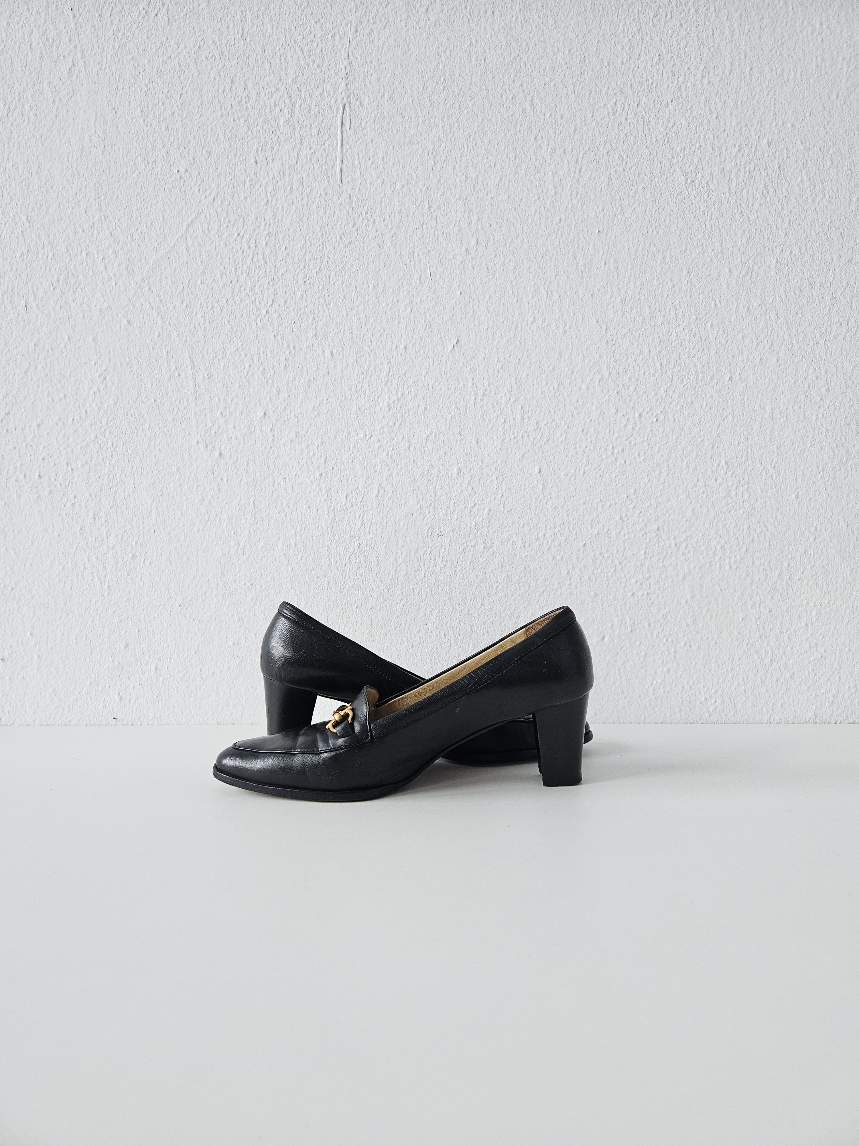 Gucci Vintage Gucci almond toe horsebit leather heels Size US 8.5 / IT 38.5 - 9 Thumbnail
