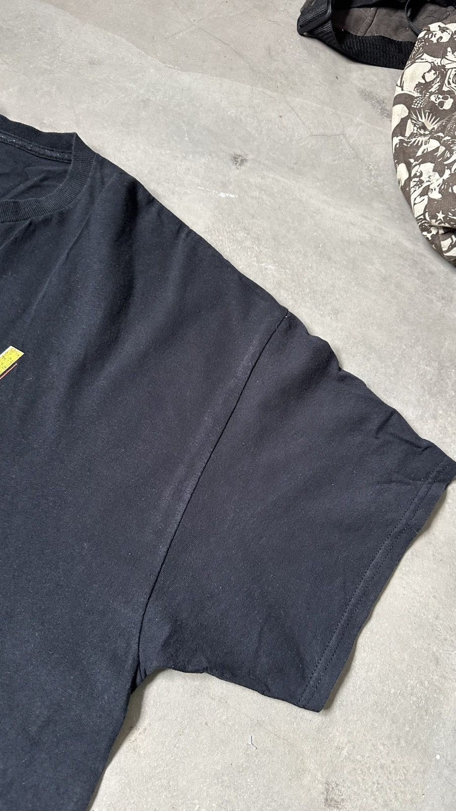 Vintage THE OFFICE DWIGHT K. SCHRUTE MOVIE TEE Size US XXL / EU 58 / 5 - 3 Thumbnail