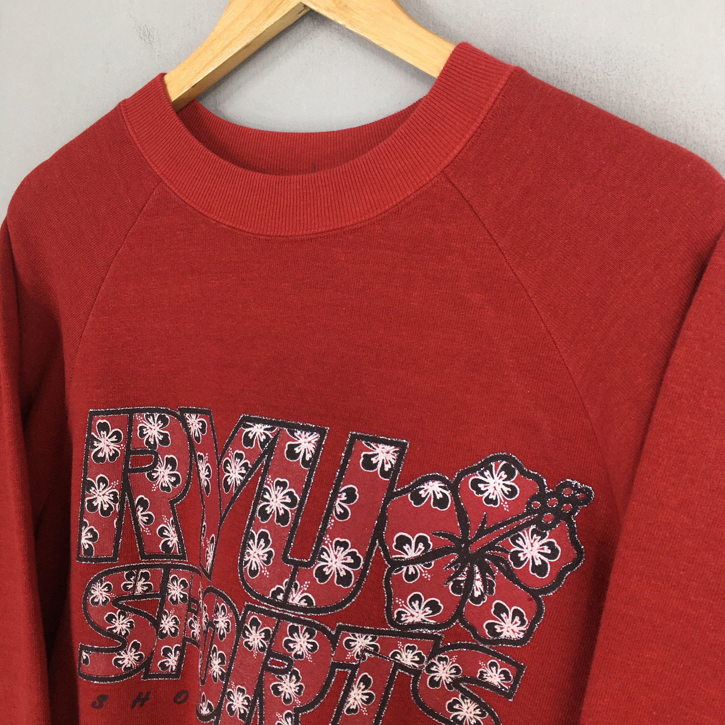 Japanese Brand Vintage Ryu Sports Hibiscus Flower Surf Sweatshirt Small Size US S / EU 44-46 / 1 - 3 Thumbnail