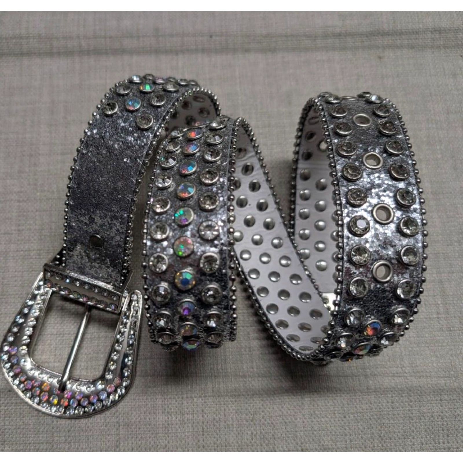 Vintage VINTAGE belt WESTERN 32 rhinestone studded silver leather 90s Cowboy rodeo Womens Size ONE SIZE - 2 Thumbnail
