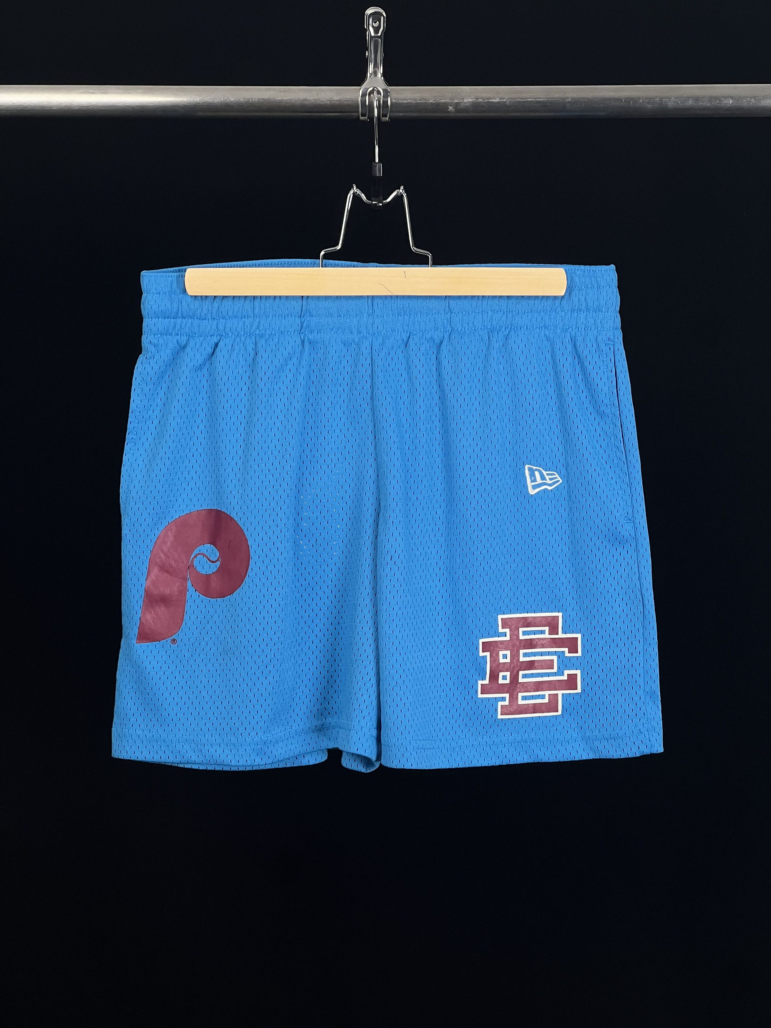 Eric Emanuel × New Era Brand New EE Basic Short Philadelphia Phillies Size M Size US 32 / EU 48 - 1 Thumbnail