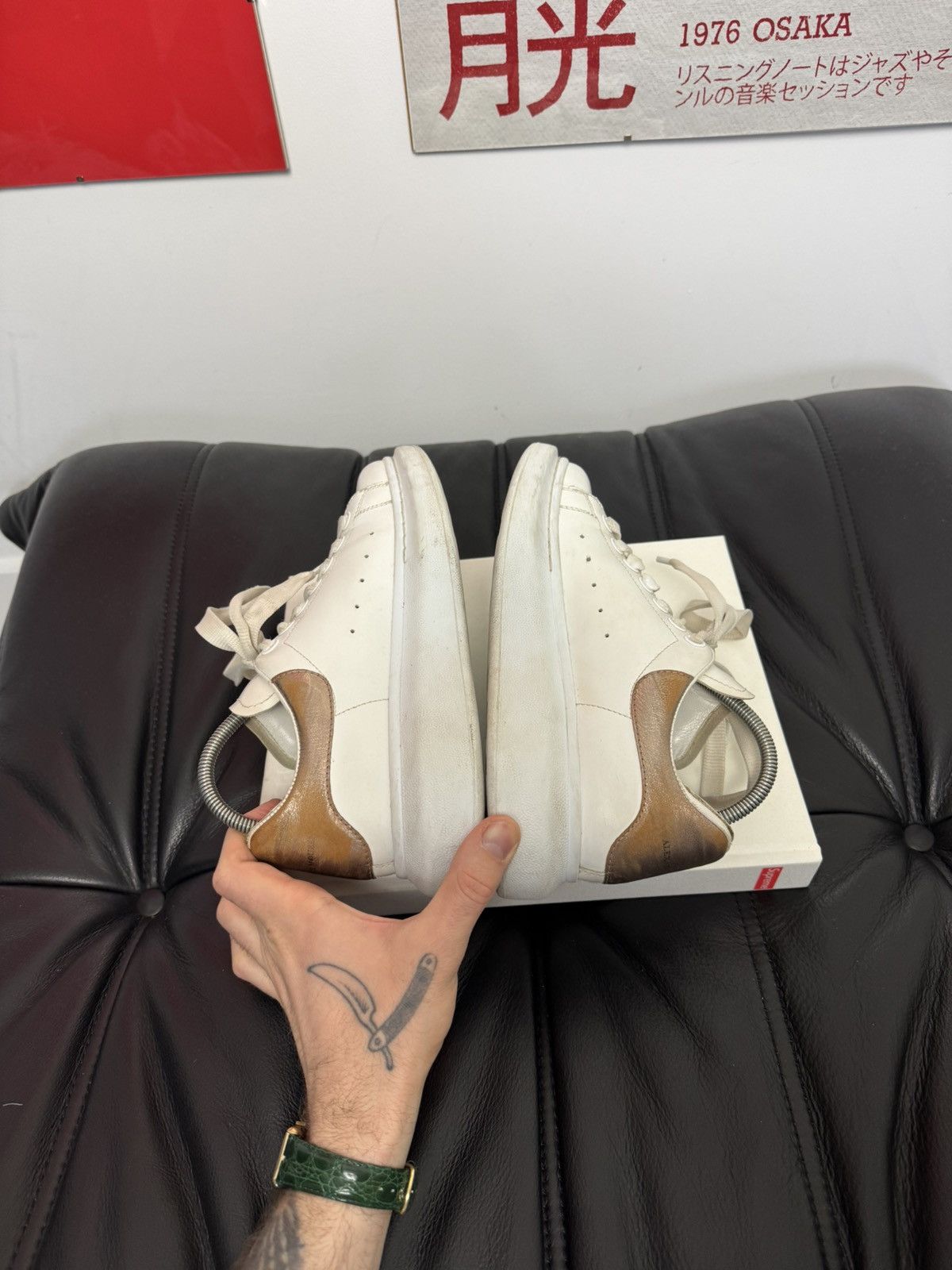 Alexander McQueen Alexander Mcqueen Oversize Sneakers Women White Leather Size US 7 / IT 37 - 5 Thumbnail